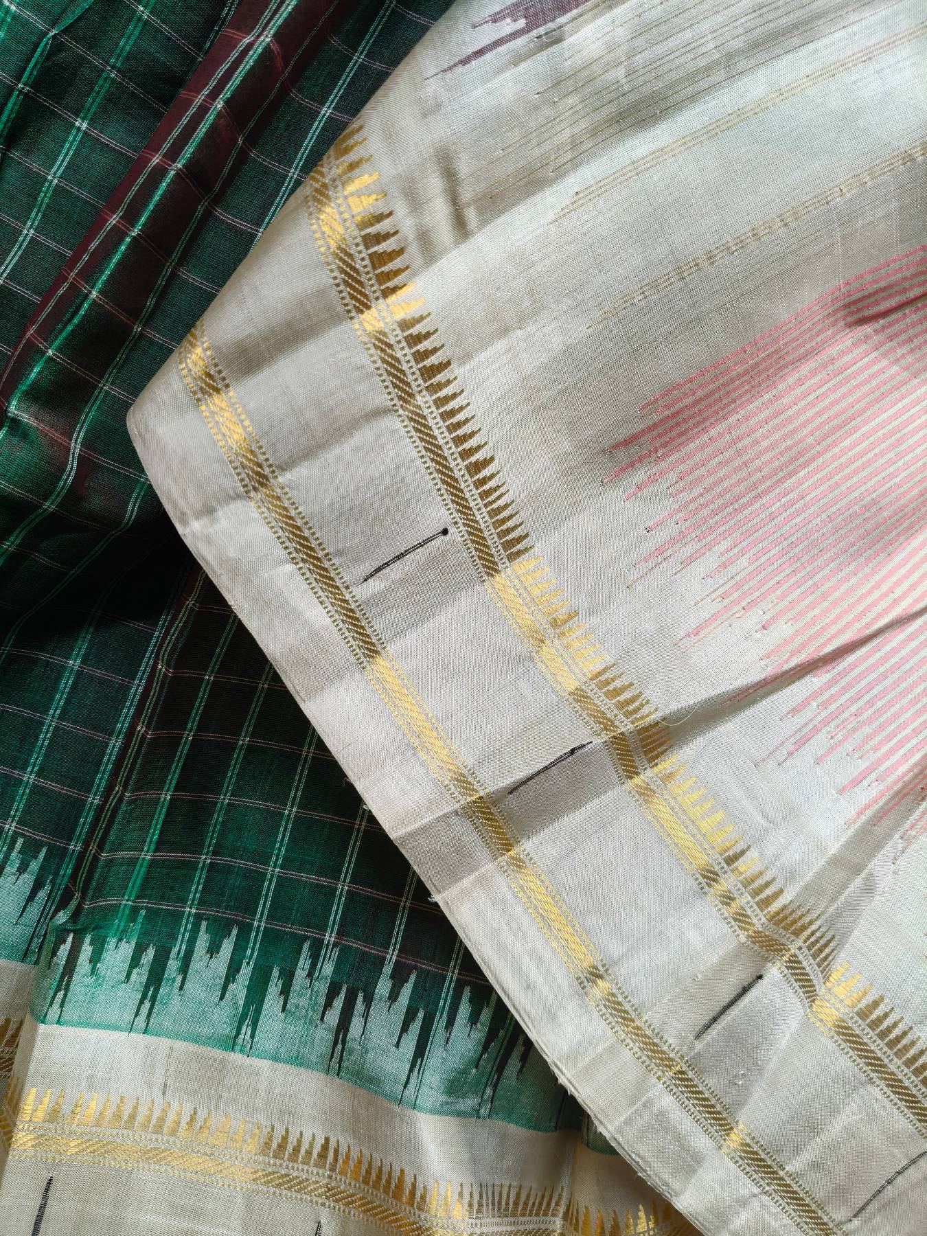 TWO TONE GREEN SICO PURE HANDLOOM GADWAL SAREE
