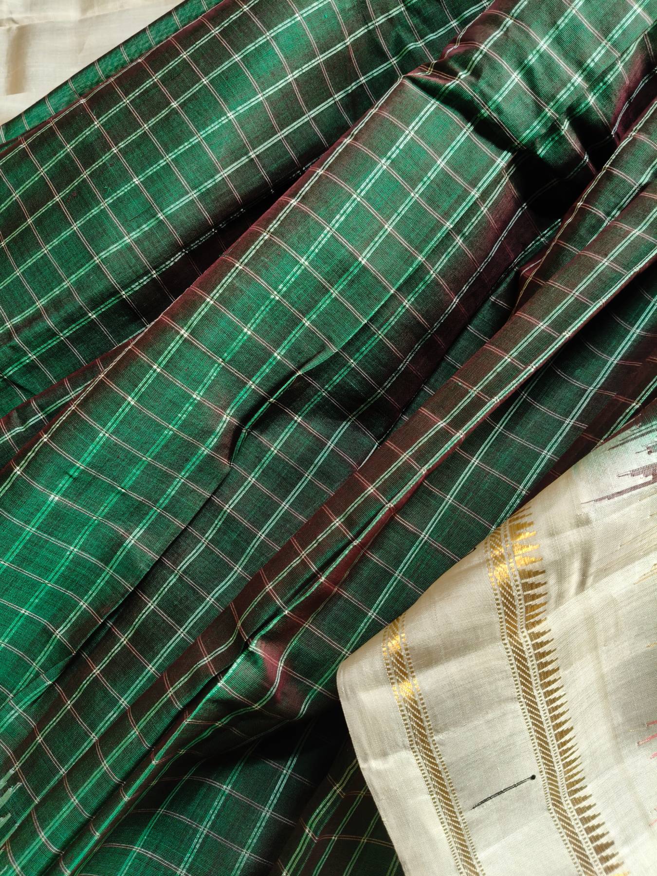 TWO TONE GREEN SICO PURE HANDLOOM GADWAL SAREE