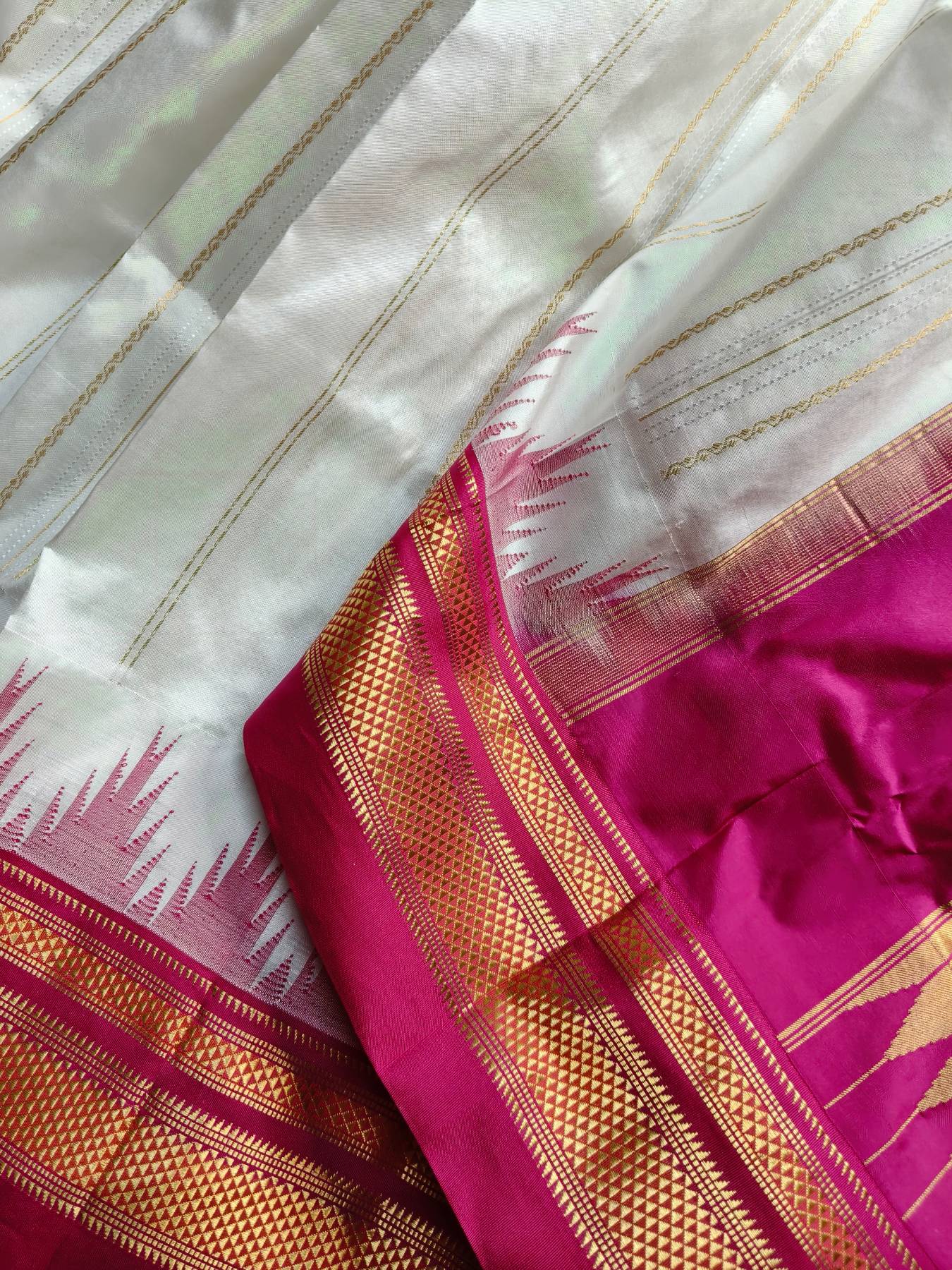WHITE SILK PURE HANDLOOM IRKAL SAREE