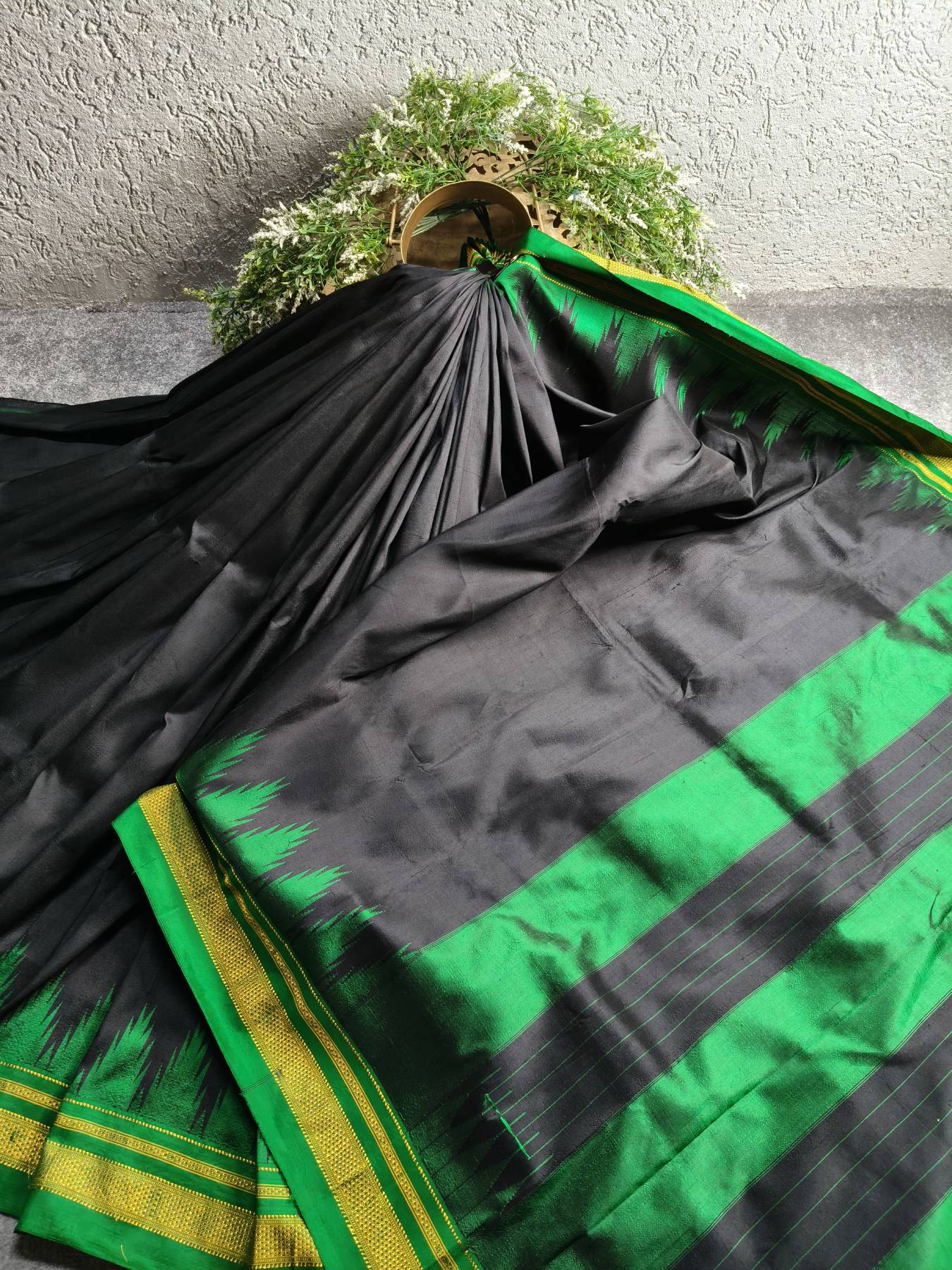BLACK SILK PURE HANDLOOM IRKAL SAREE
