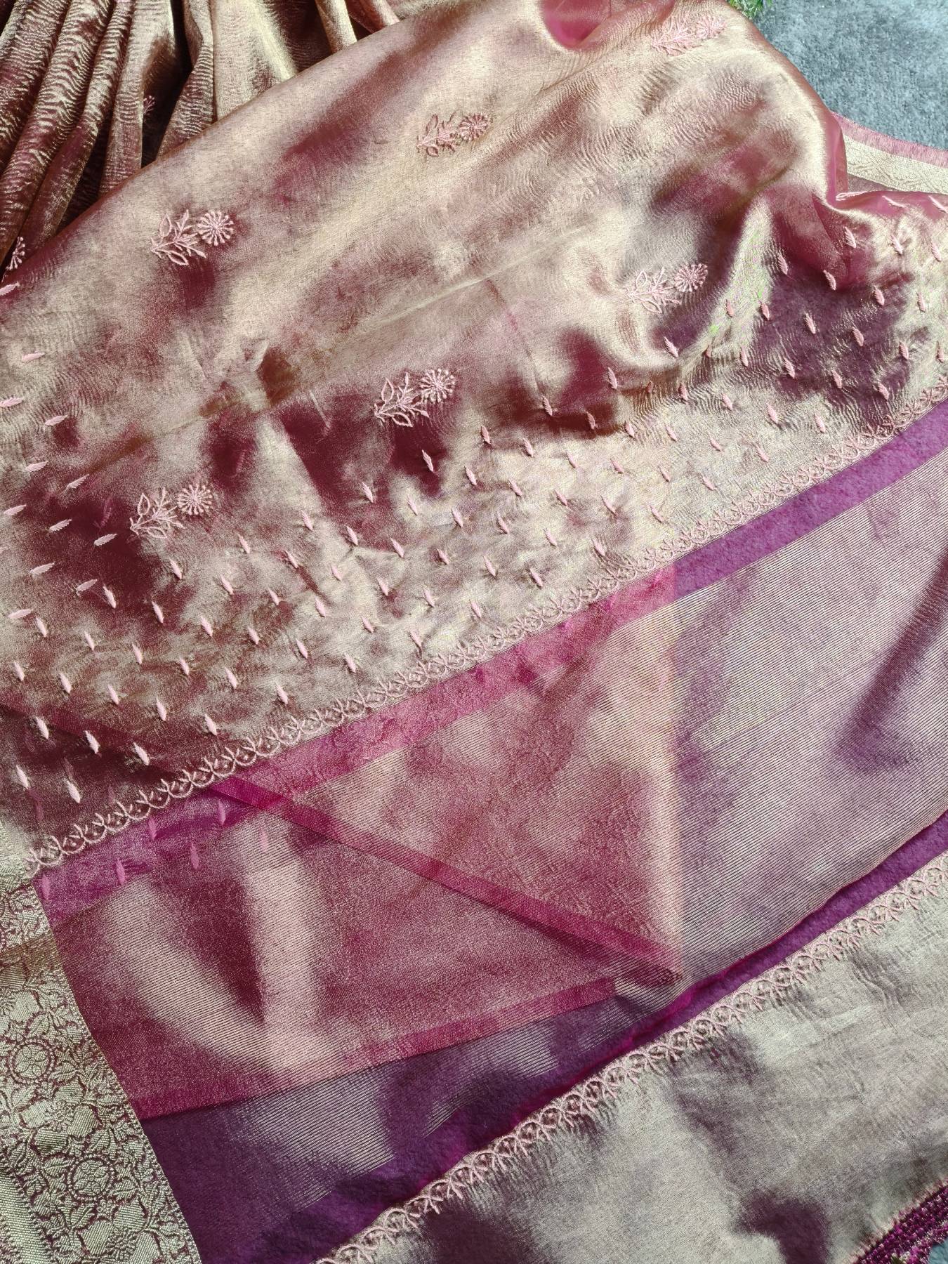 PINK TISSUE PURE HANDLOOM LUCKNOWI SAREE
