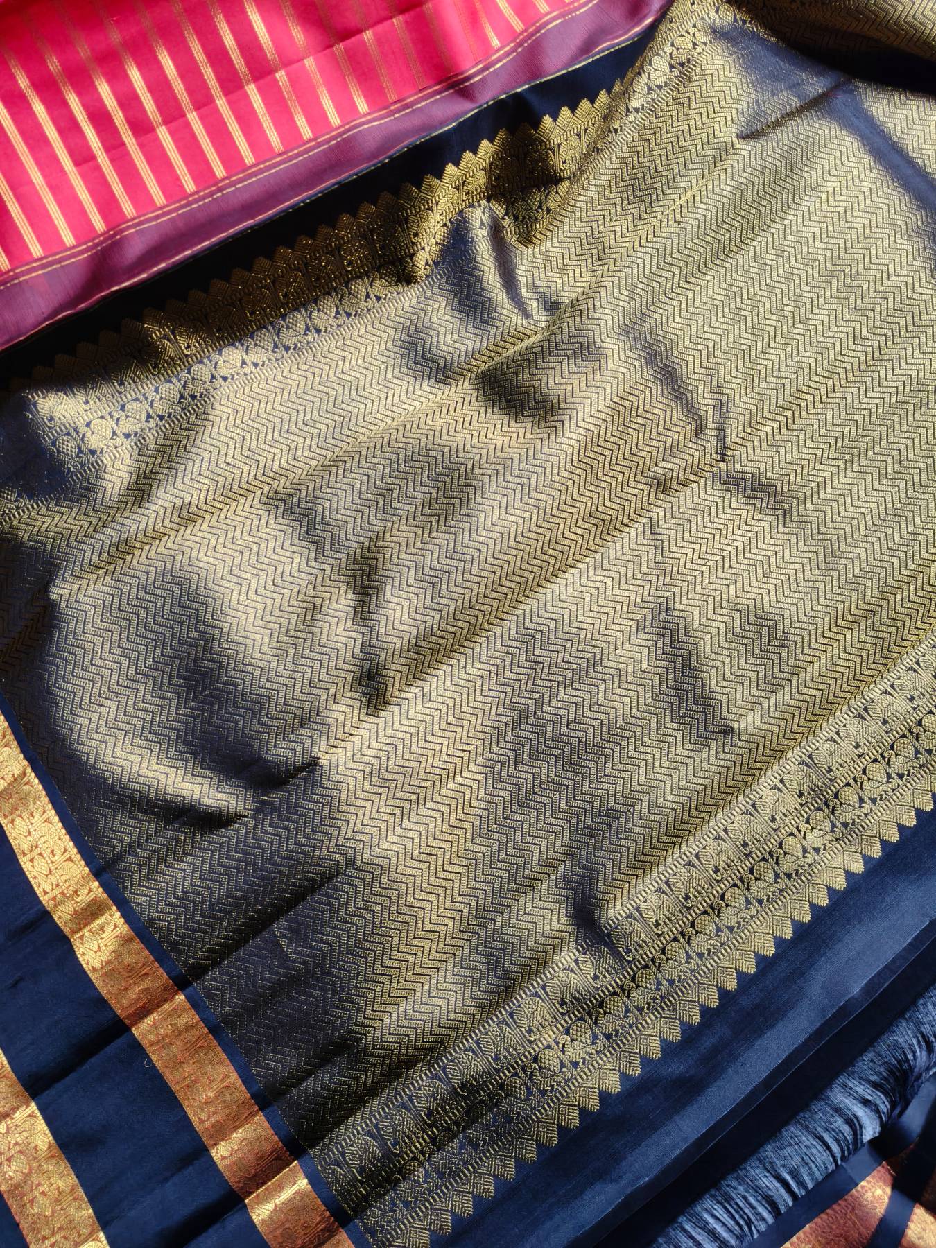 RED GREEN SILK PURE HANDLOOM KANJIVARAM SAREE