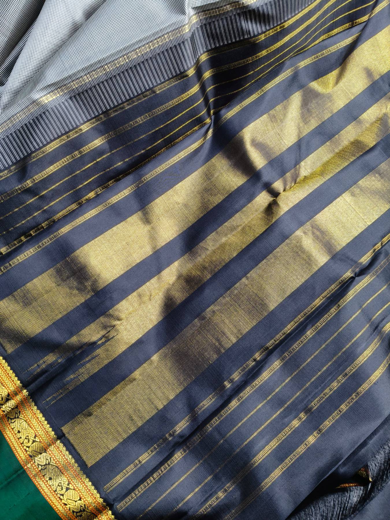 GREY SILK PURE HANDLOOM KANJIVARAM SAREE