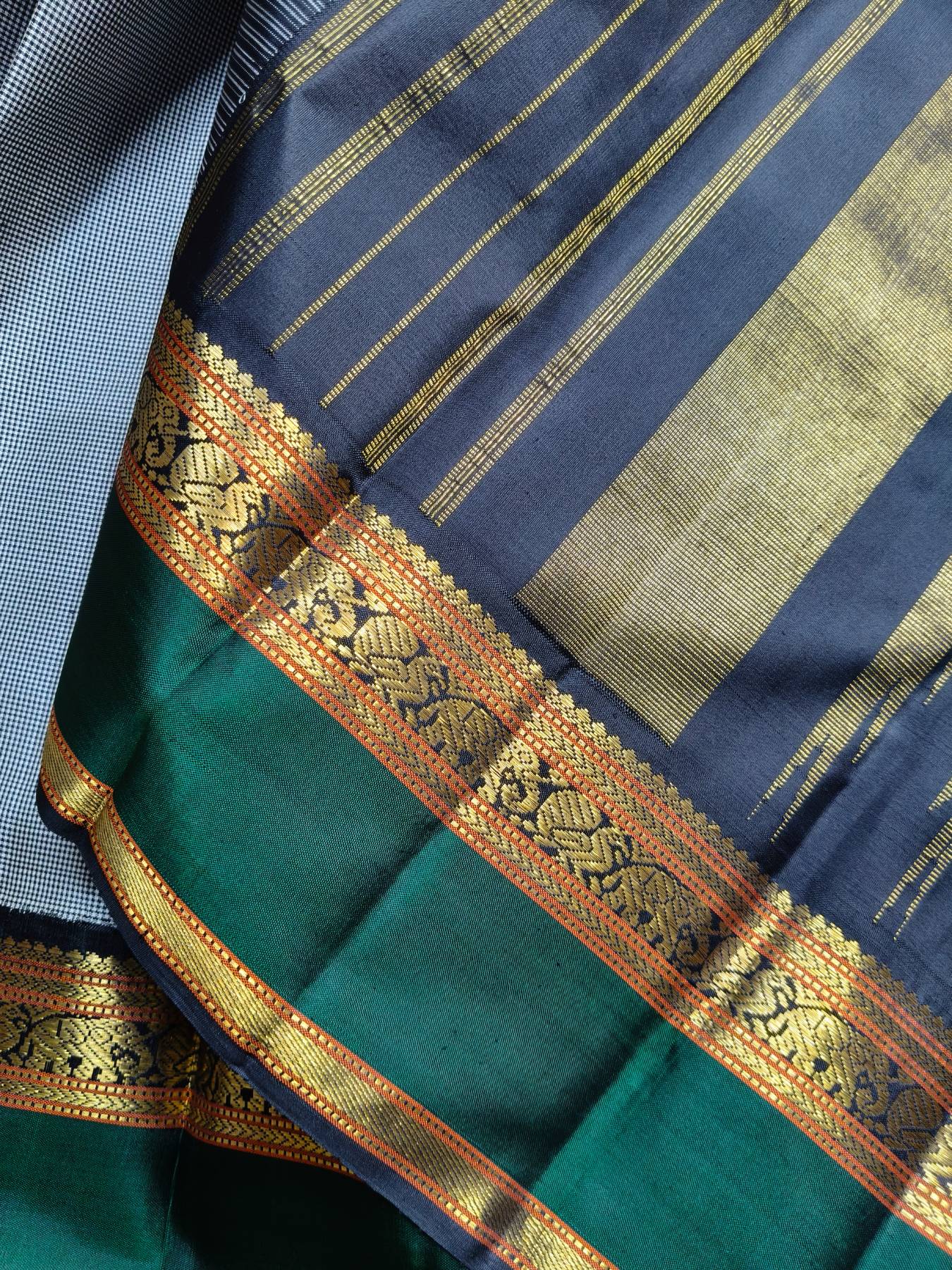 GREY SILK PURE HANDLOOM KANJIVARAM SAREE