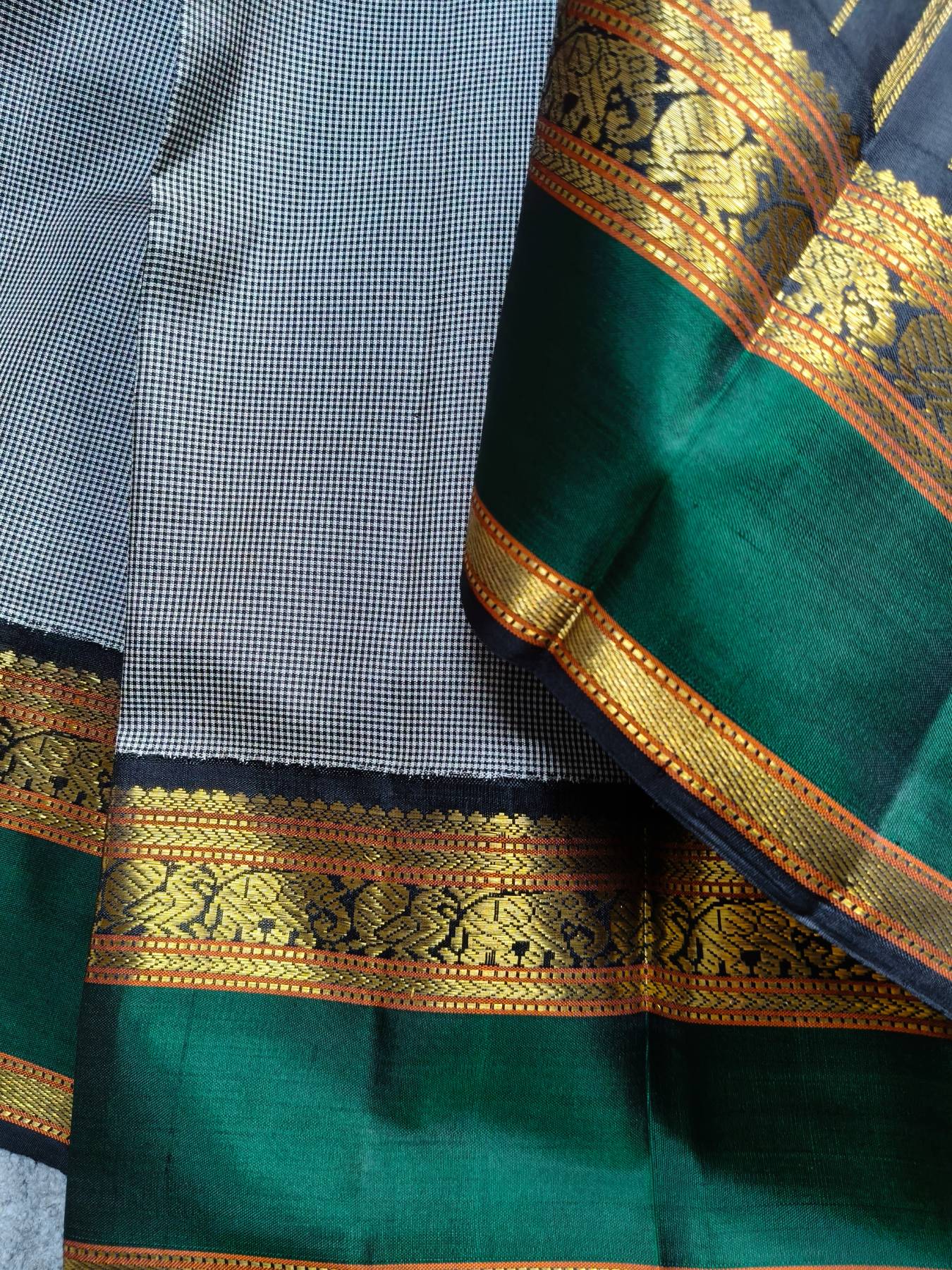 GREY SILK PURE HANDLOOM KANJIVARAM SAREE