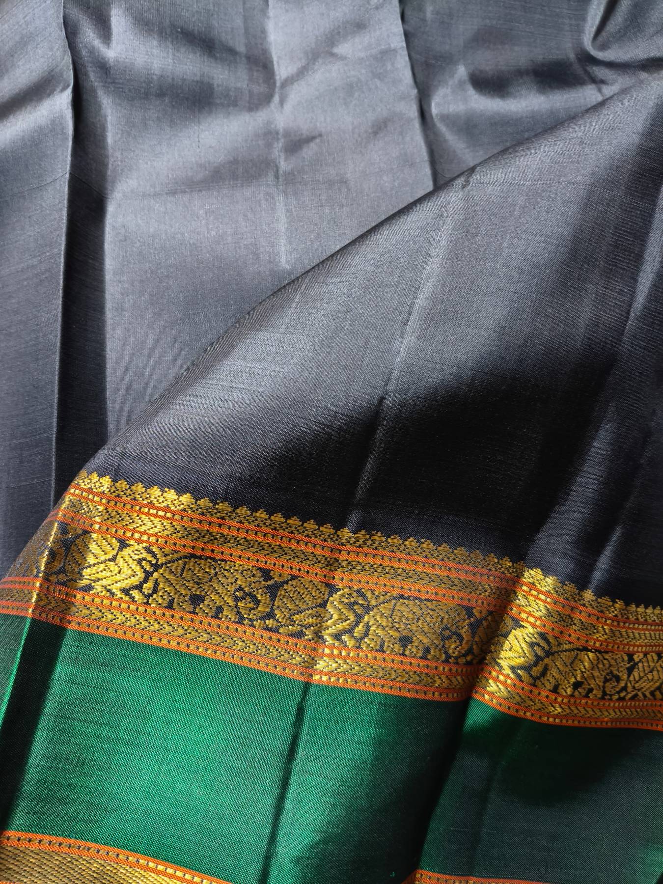 GREY SILK PURE HANDLOOM KANJIVARAM SAREE