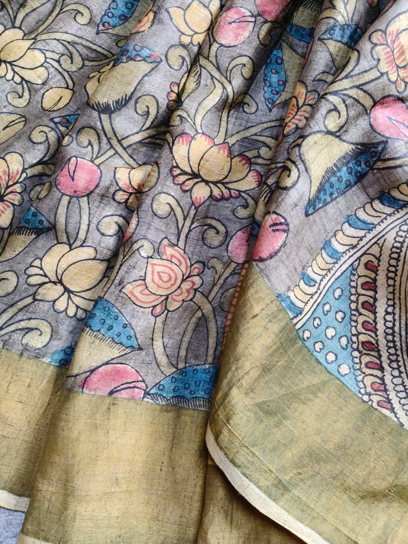 GREY TUSSAR SILK PURE HANDLOOM KALAMKARI SAREE