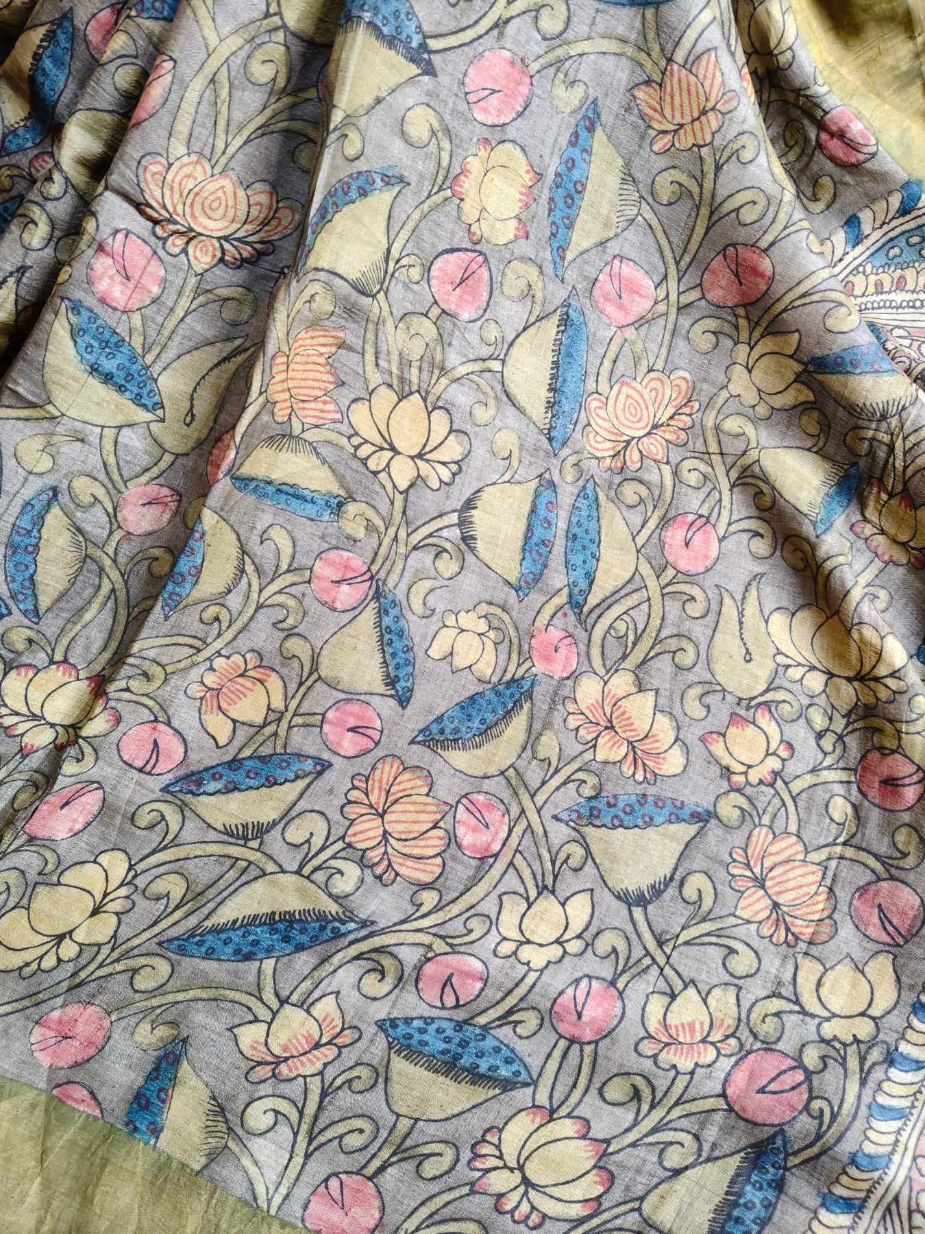 GREY TUSSAR SILK PURE HANDLOOM KALAMKARI SAREE