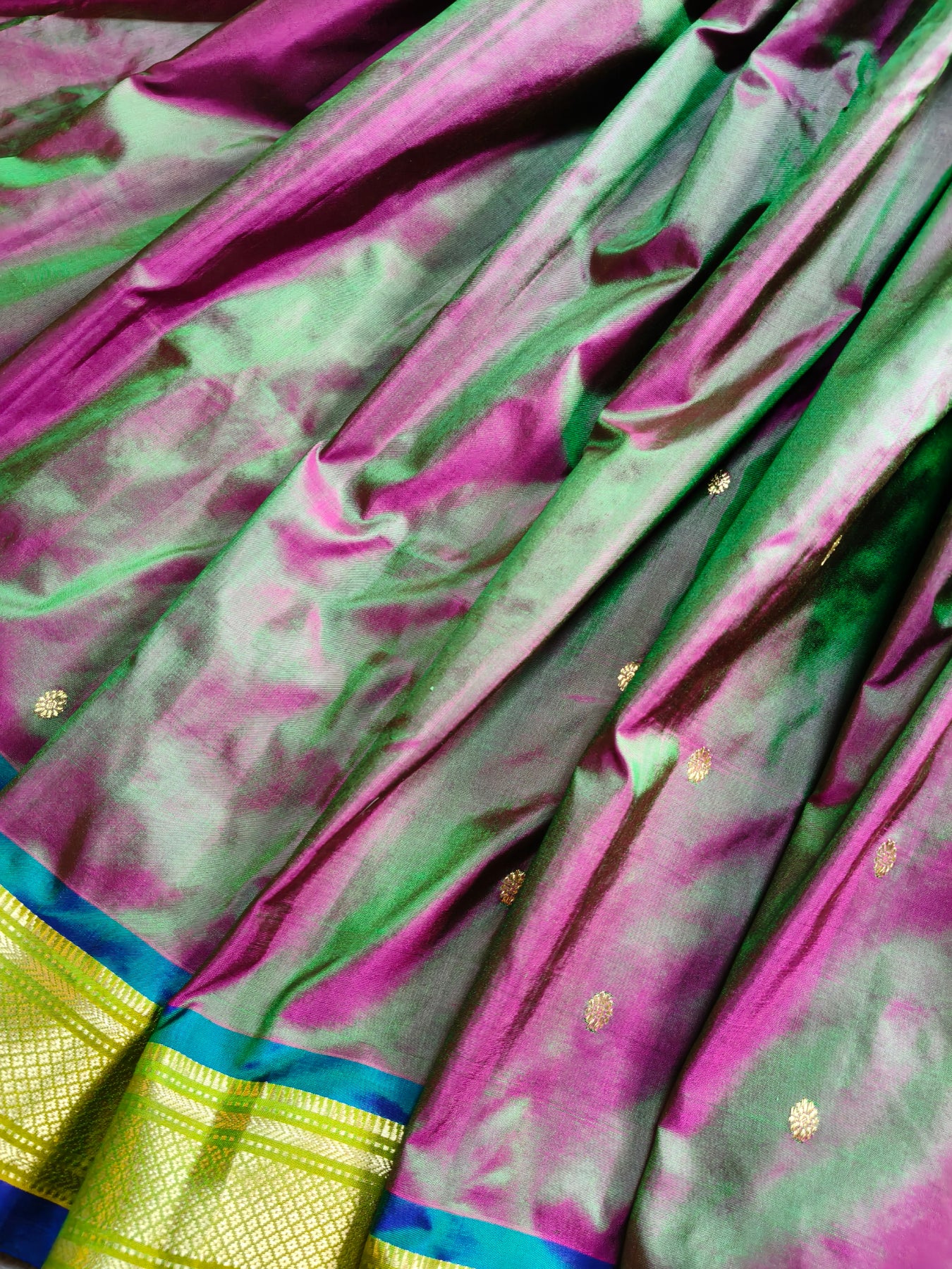 TWO TONE GREEN SILK PURE HANDLOOM PAITHANI SAREE