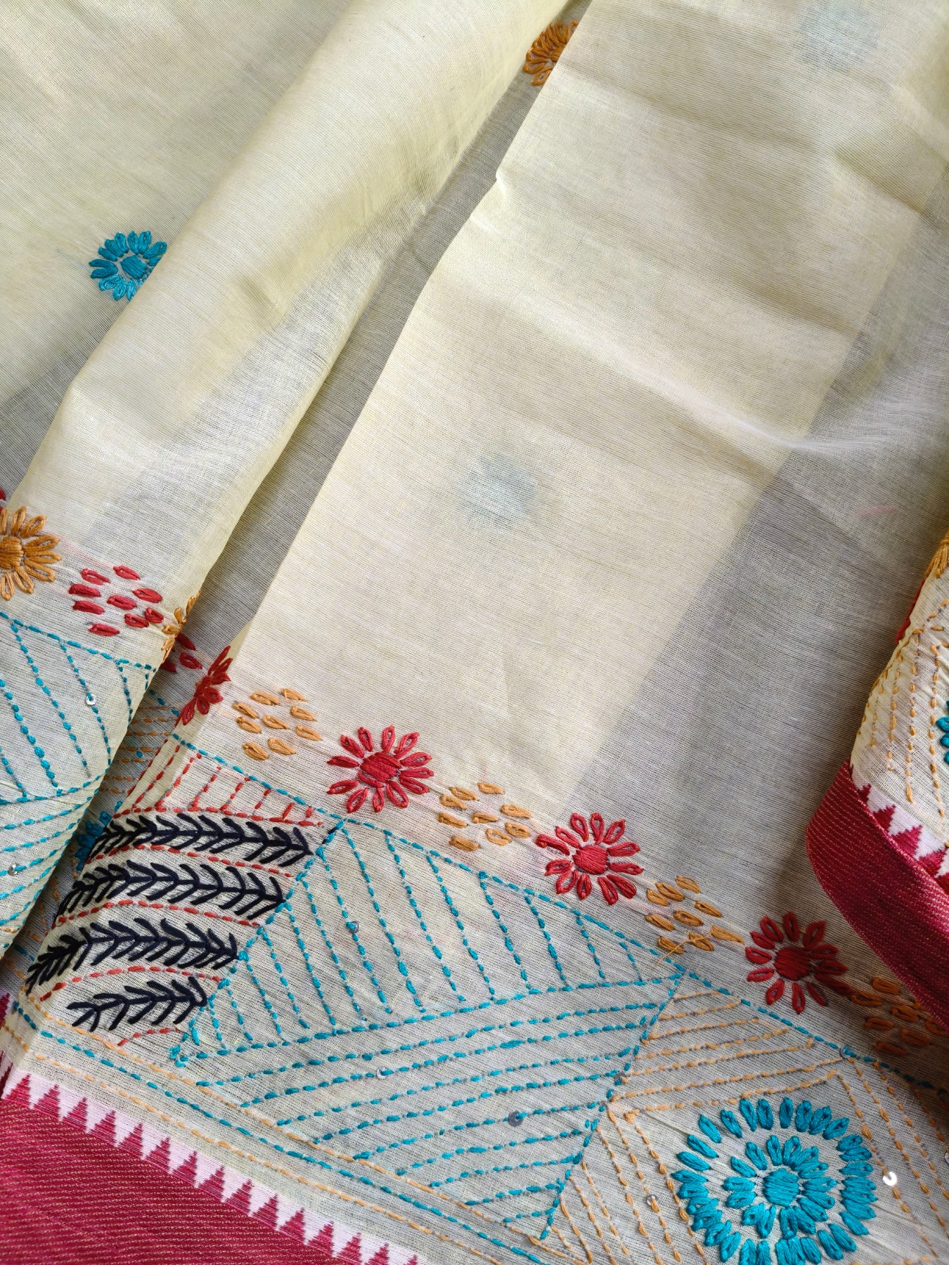 LIGHT YELLOW COTTON PURE HANDLOOM EMBROIDERY SAREE