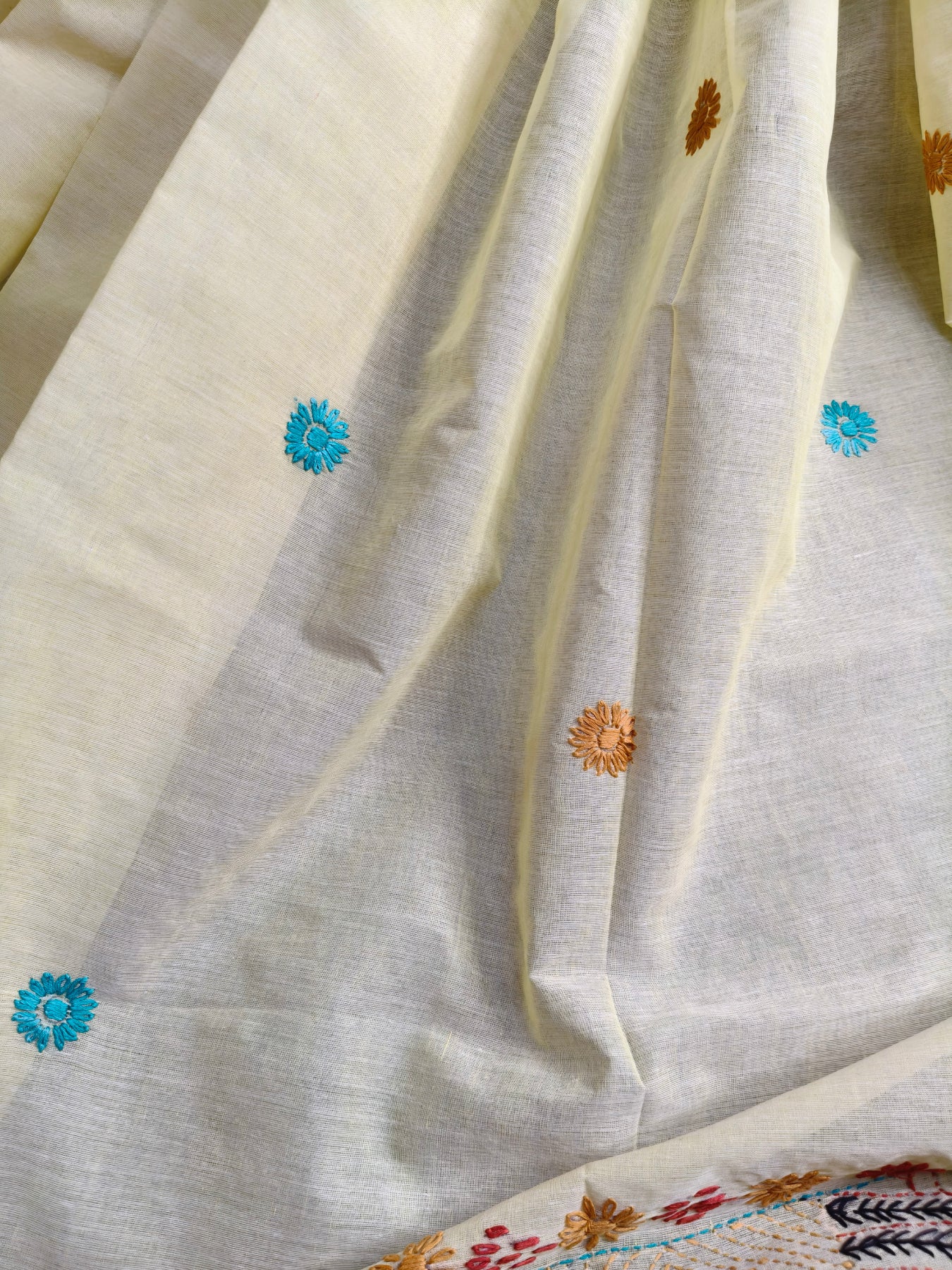 LIGHT YELLOW COTTON PURE HANDLOOM EMBROIDERY SAREE