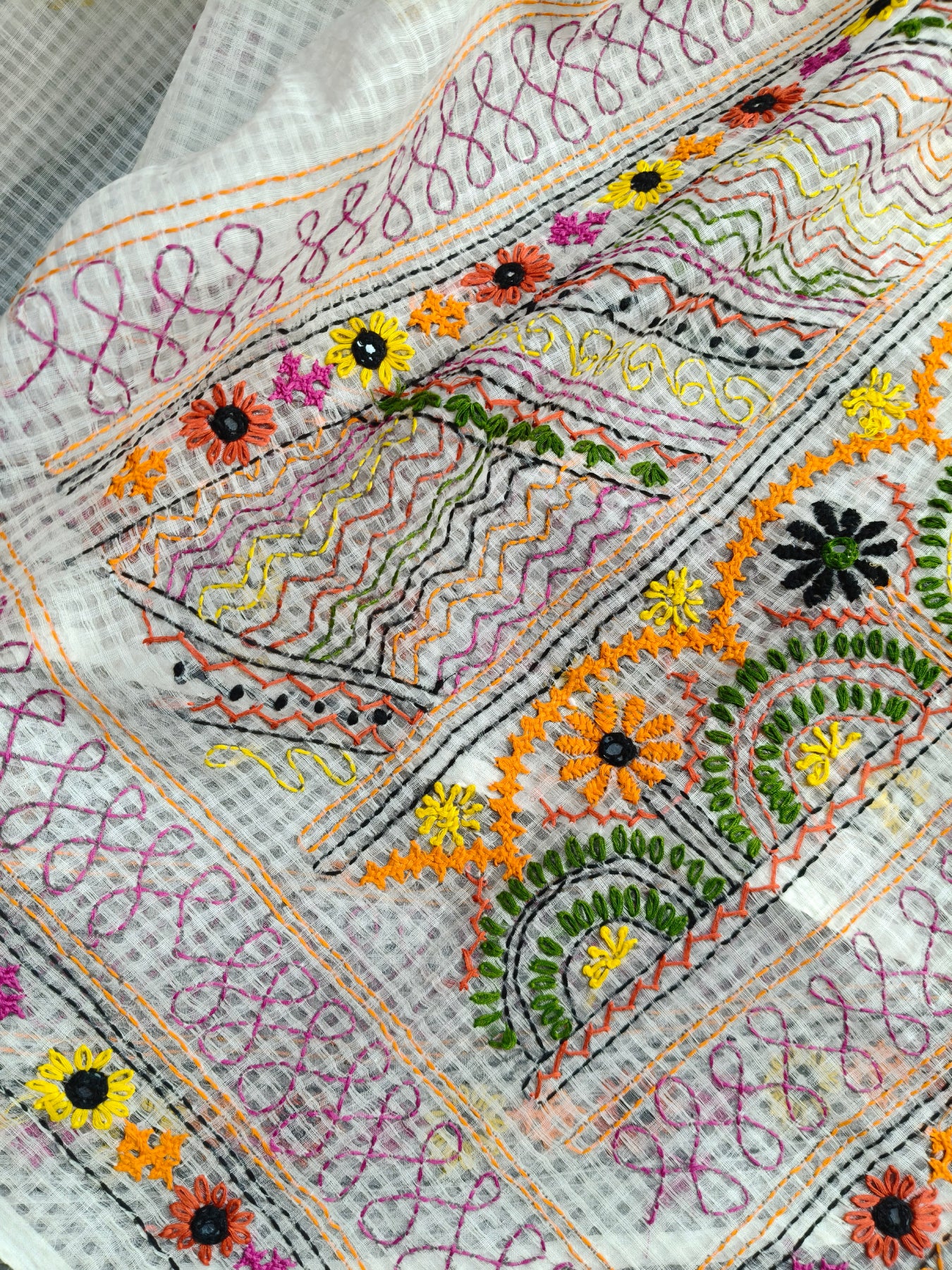 WHITE KOTA PURE HANDLOOM EMBROIDERY SAREE