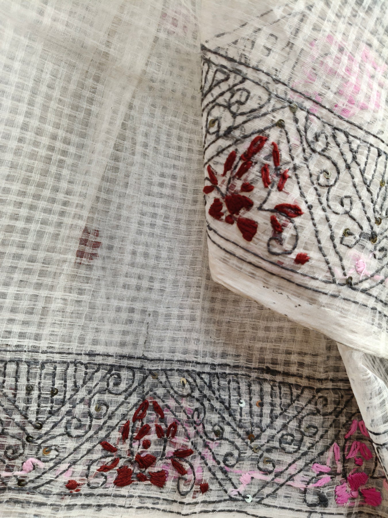 WHITE KOTA PURE HANDLOOM EMBROIDERY SAREE