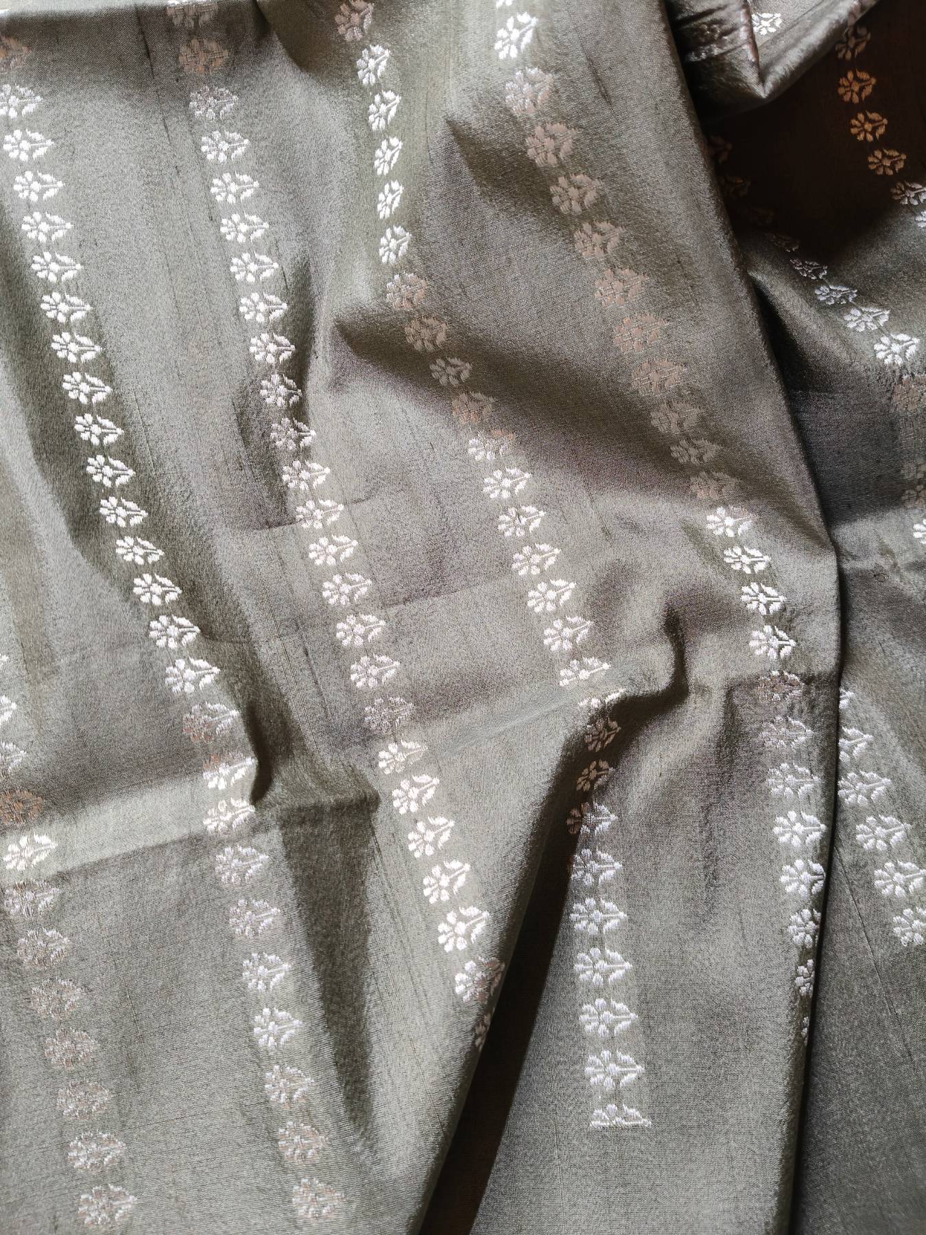 GREY TUSSAR SILK PURE HANDLOOM BANARASI SAREE