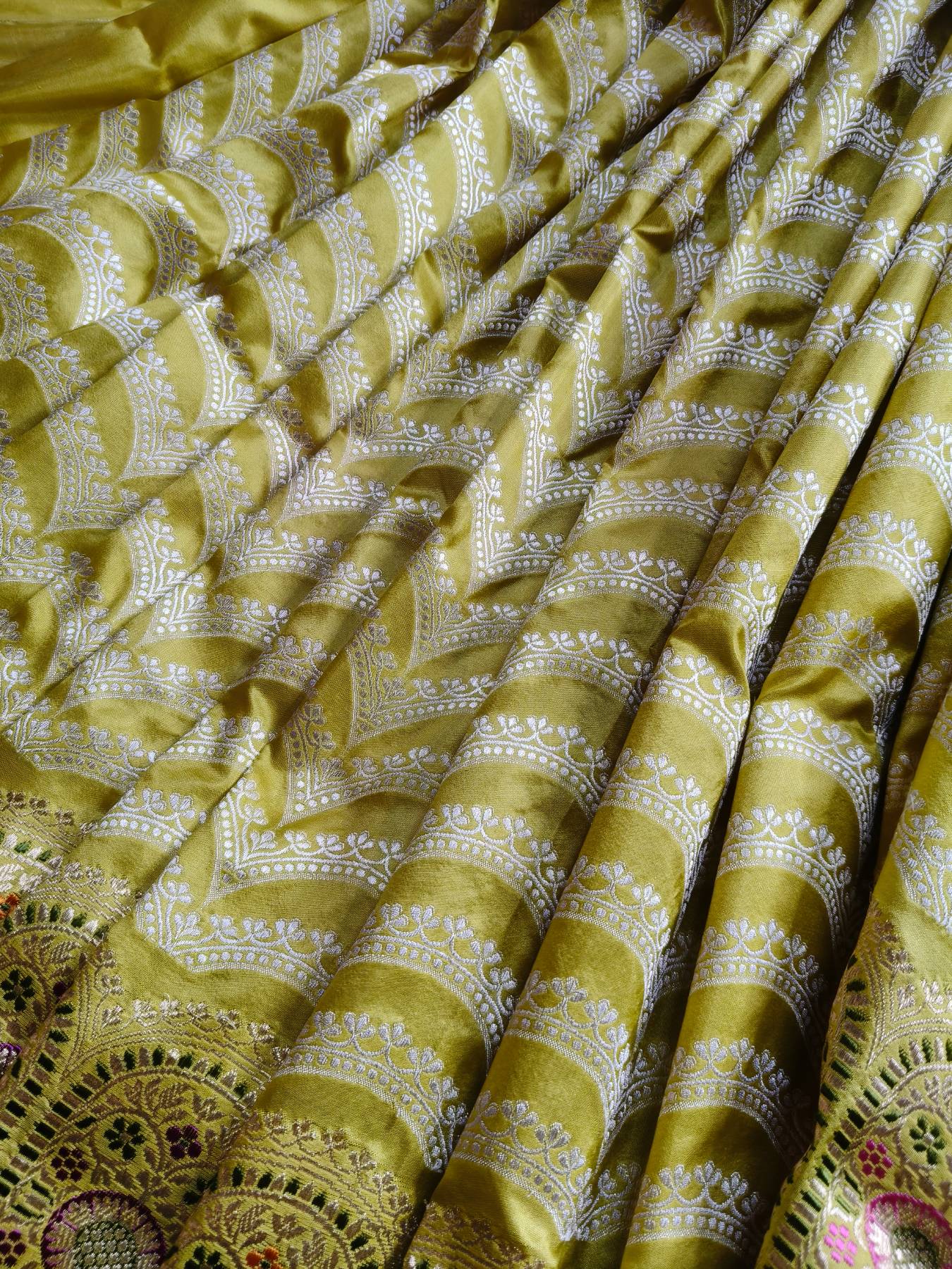 YELLOW SILK PURE HANDLOOM BANARASI SAREE