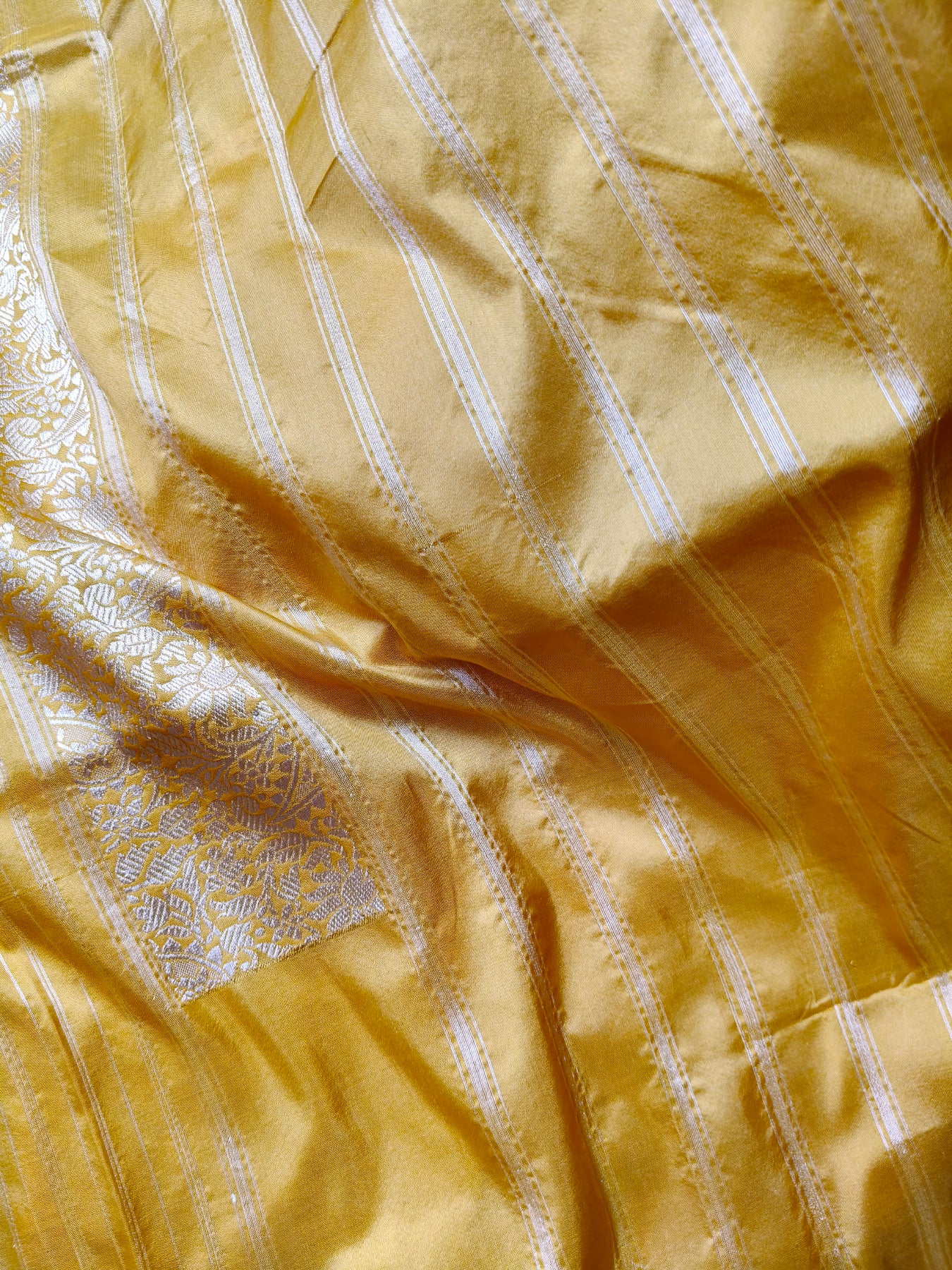 MUSTARD YELLOW SILK PURE HANDLOOM BANARSI SAREE