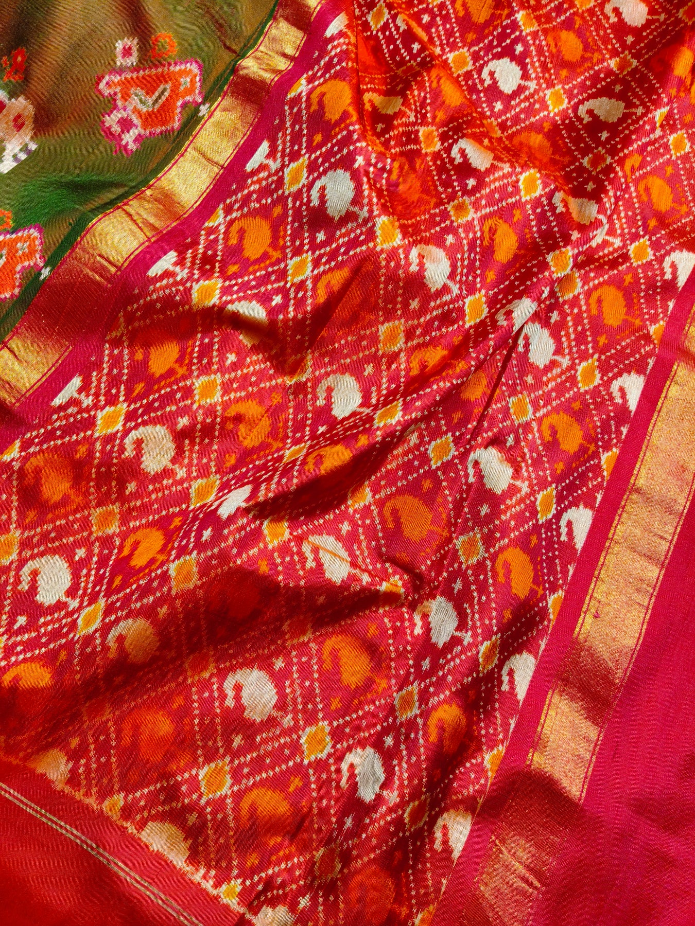 TWO TONE GREEN TWILL SILK PURE HANDLOOM IKKAT SAREE