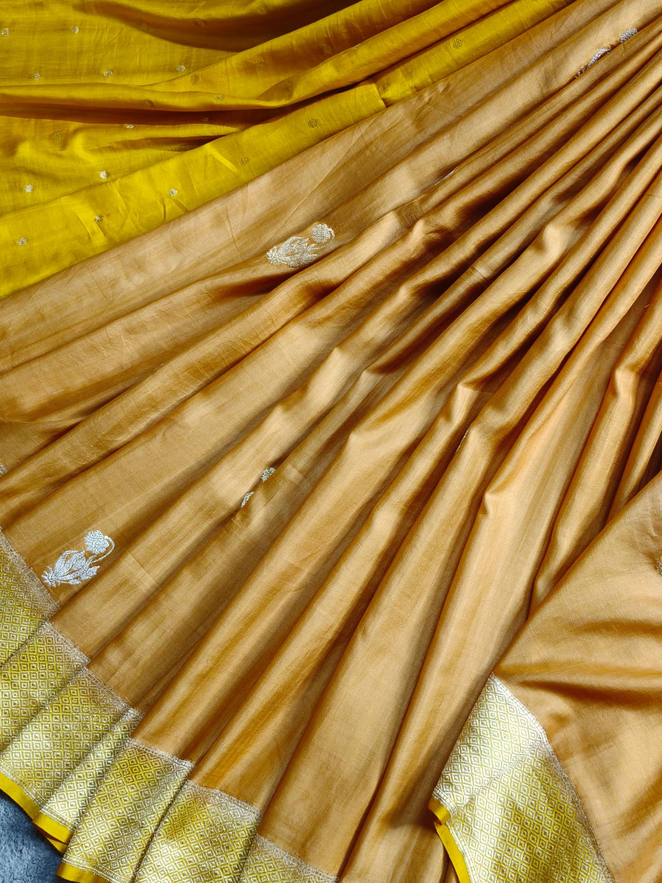 MUSTARD YELLOW GAJJI SILK PURE HANDLOOM BANARASI SAREE
