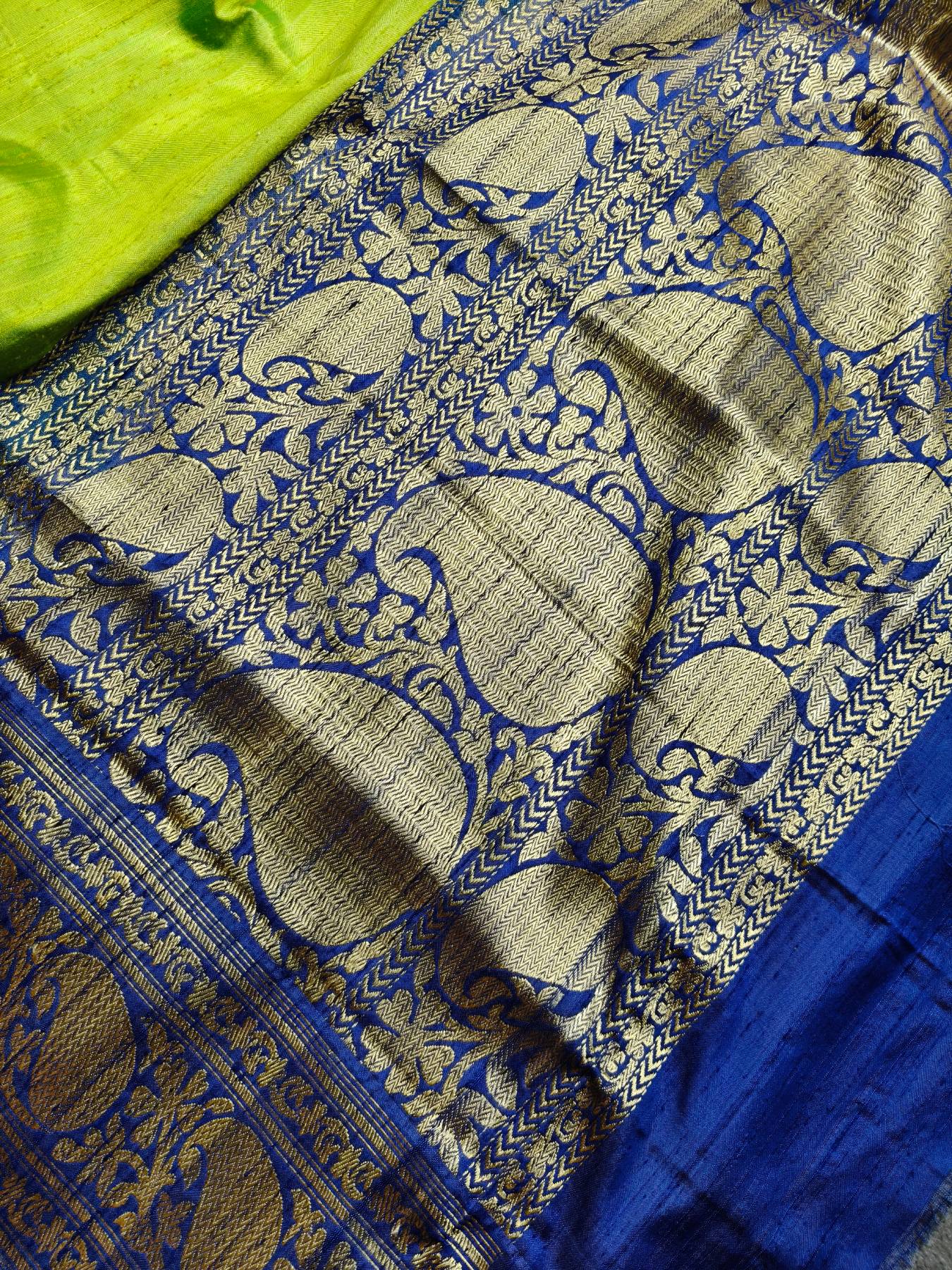 PARROT GREEN DUPION SILK PURE HANDLOOM BANARASI SAREE