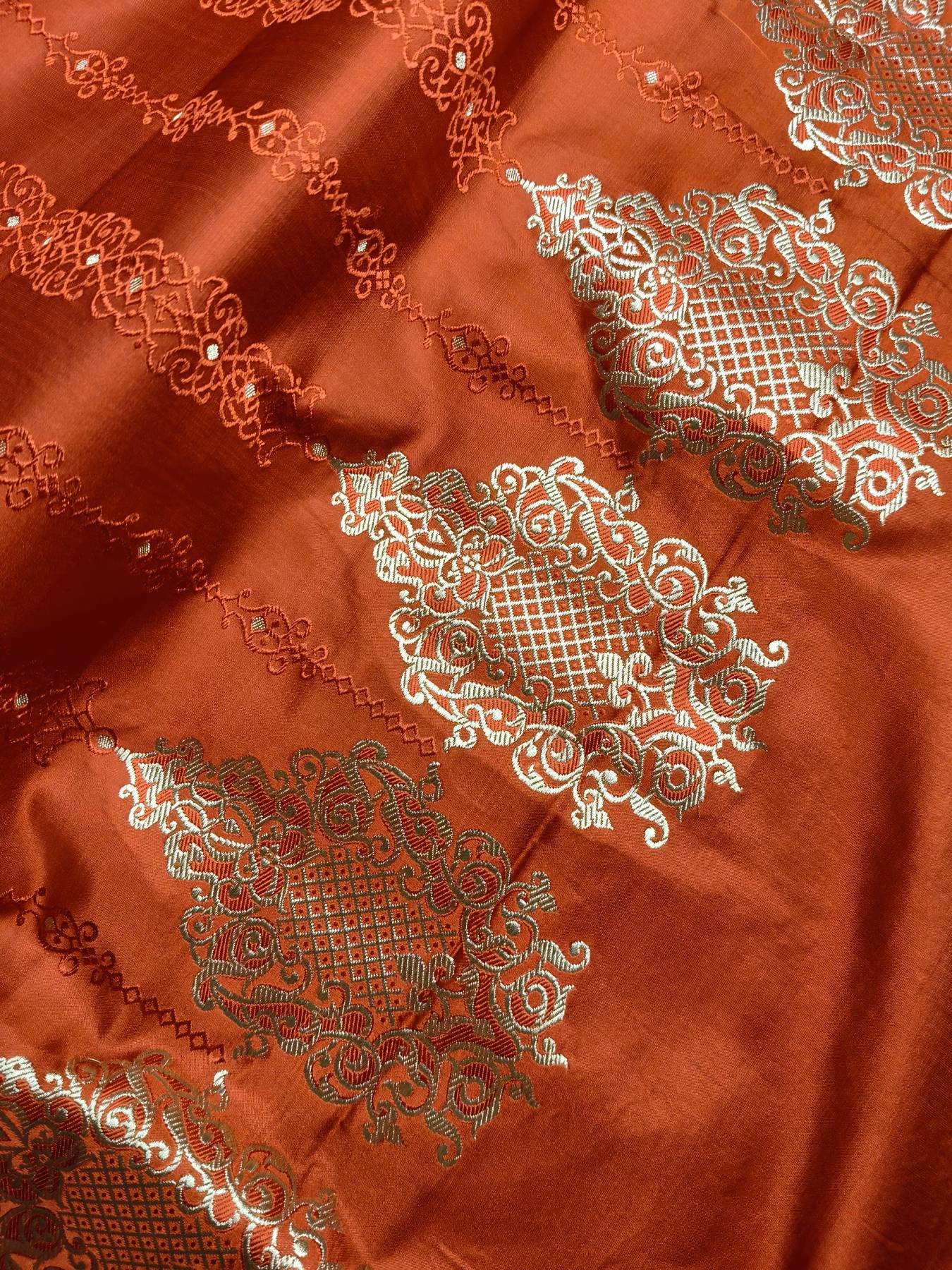 RUST ORANGE SILK PURE HANDLOOM BANARASI SAREE