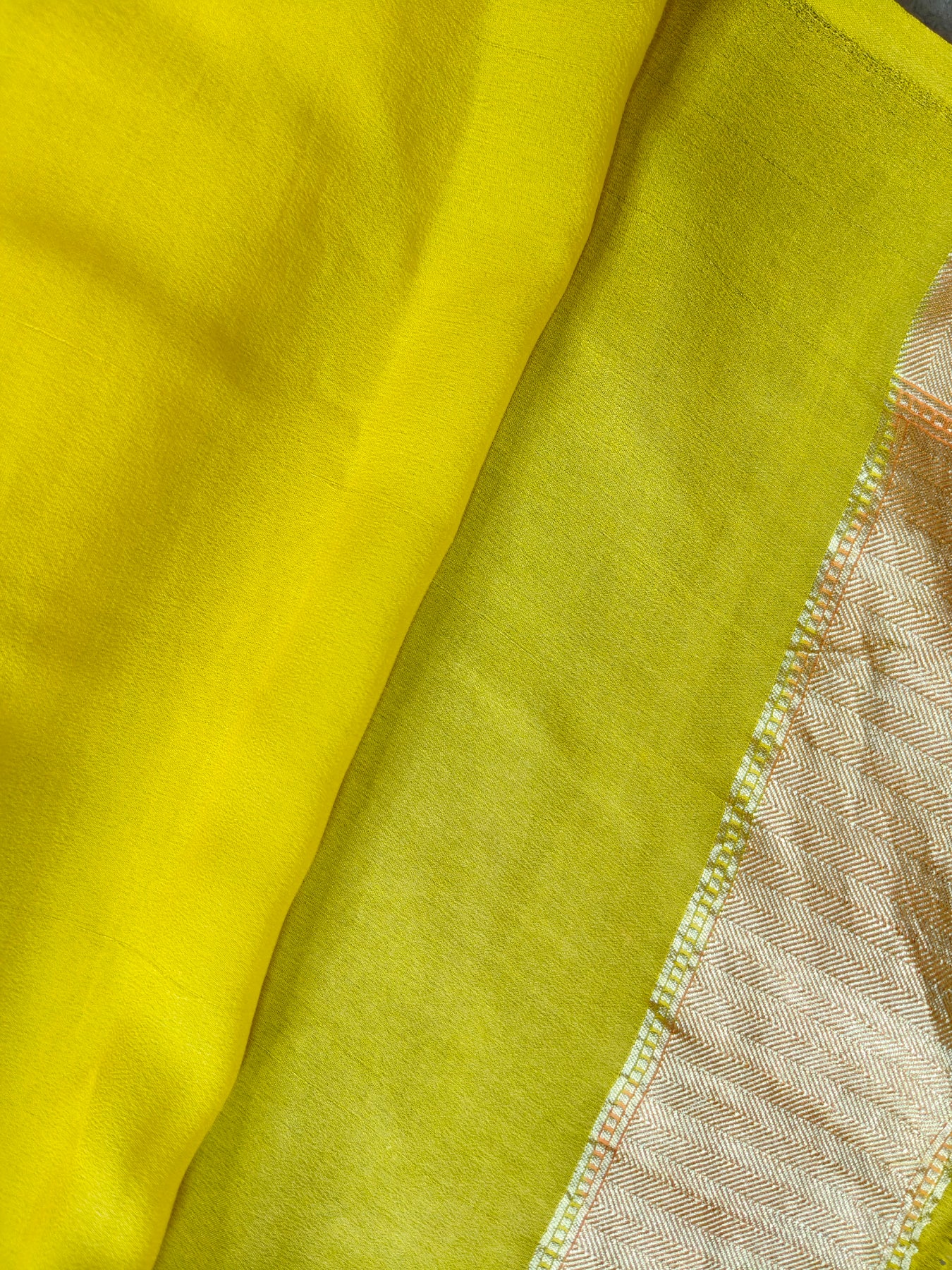YELLOW  GEORGETTE  PURE HANDLOOM BANARASI SAREE