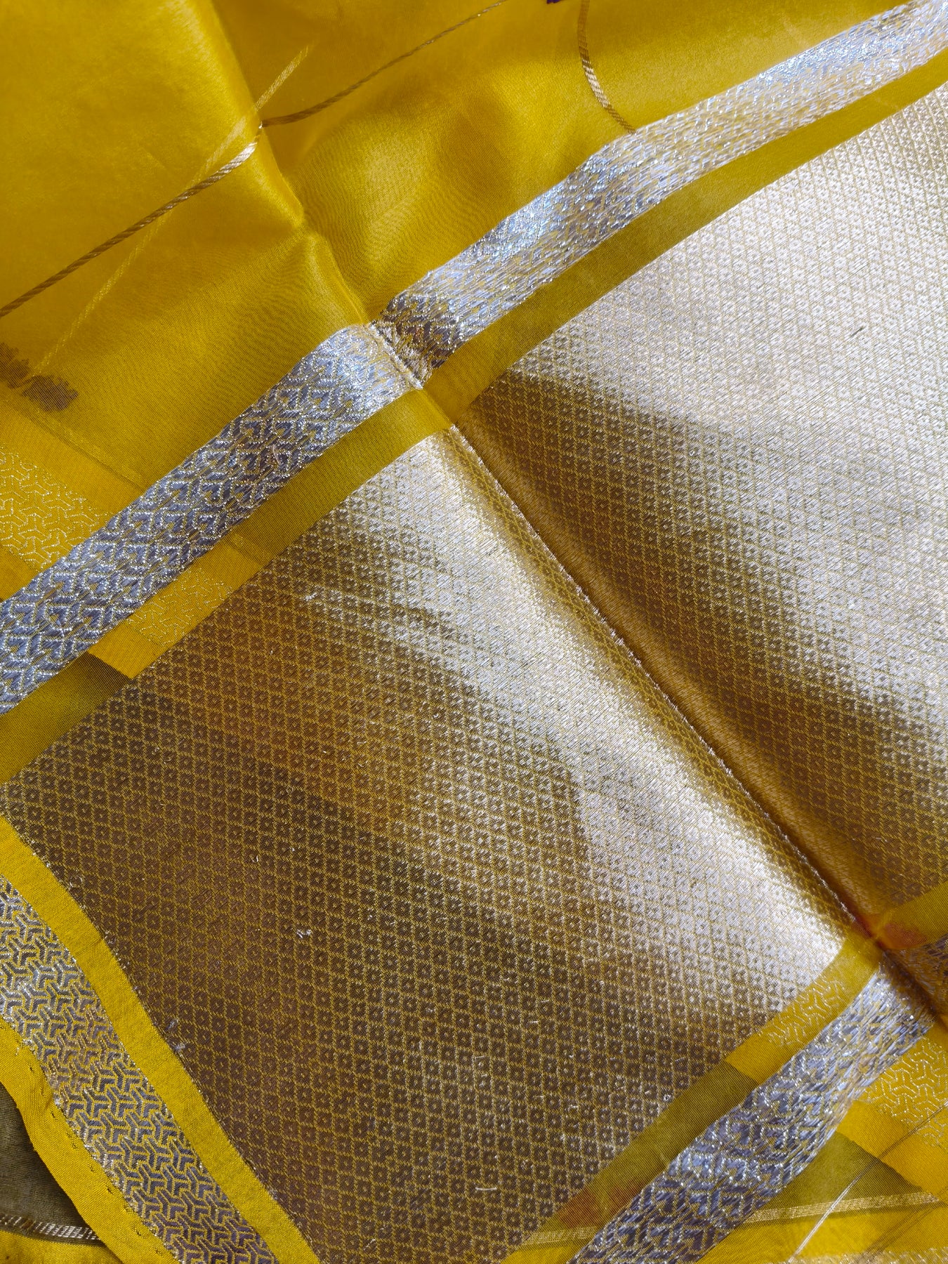 YELLOW KORA PURE HANDLOOM BANARASI SAREE
