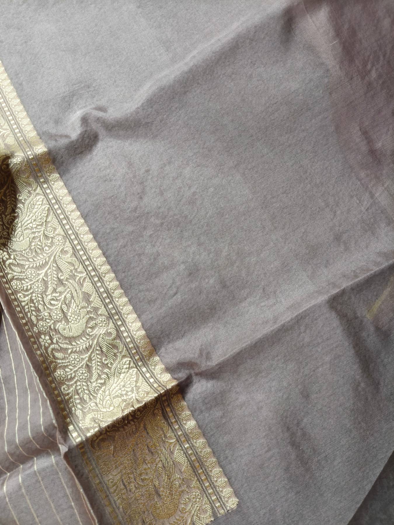 MAUVE KORA PURE HANDLOOM BANARASI SAREE