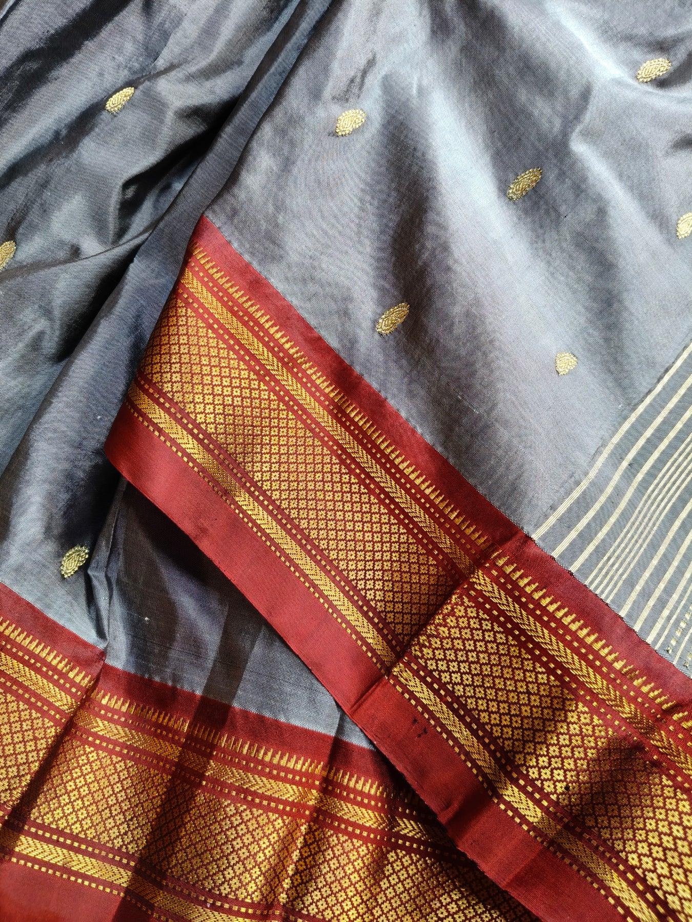 GREY SILK PURE HANDLOOM PAITHANI SAREE
