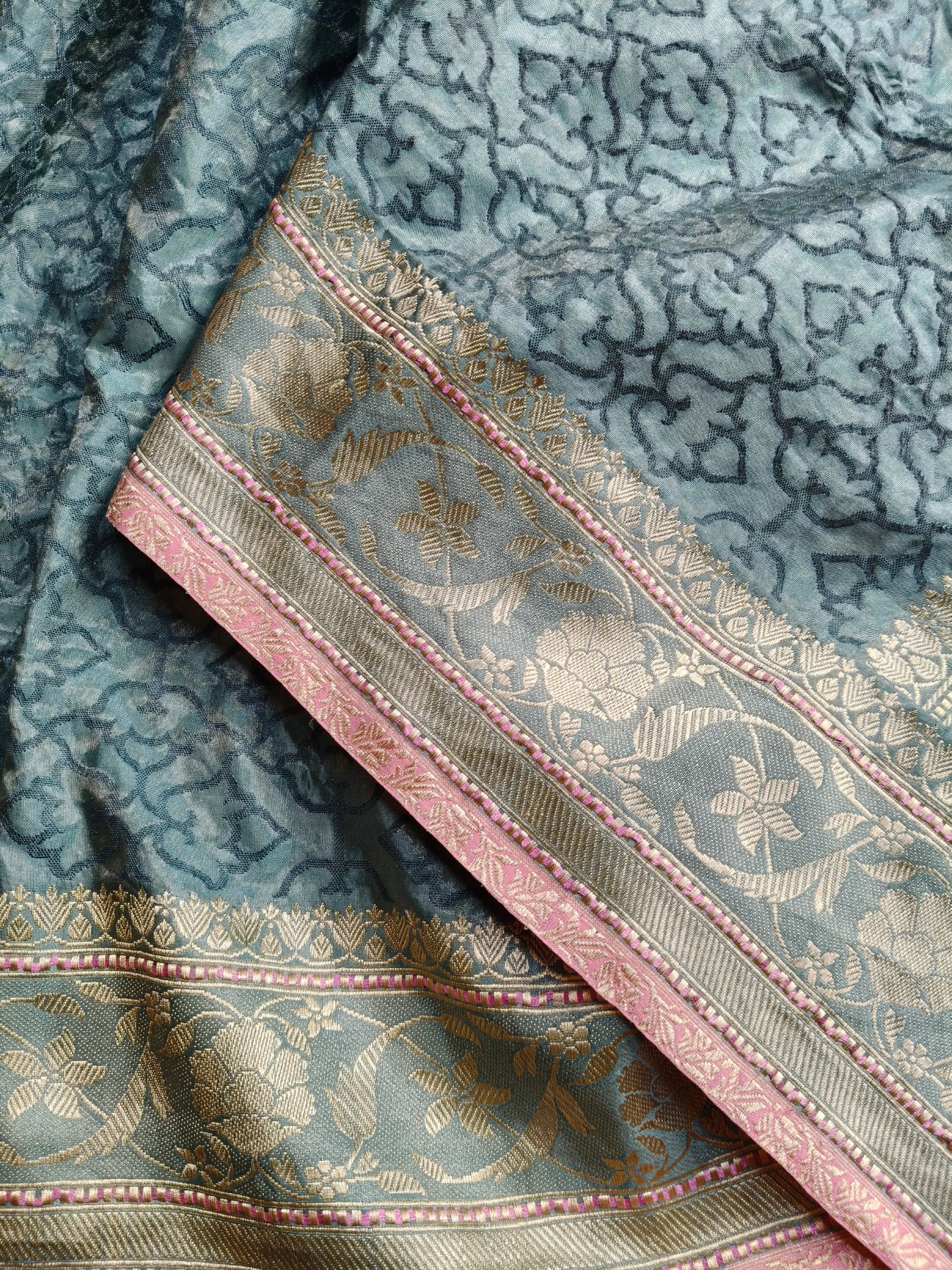GREY TISSUE SILK PURE HANDLOOM BANARASI SAREE