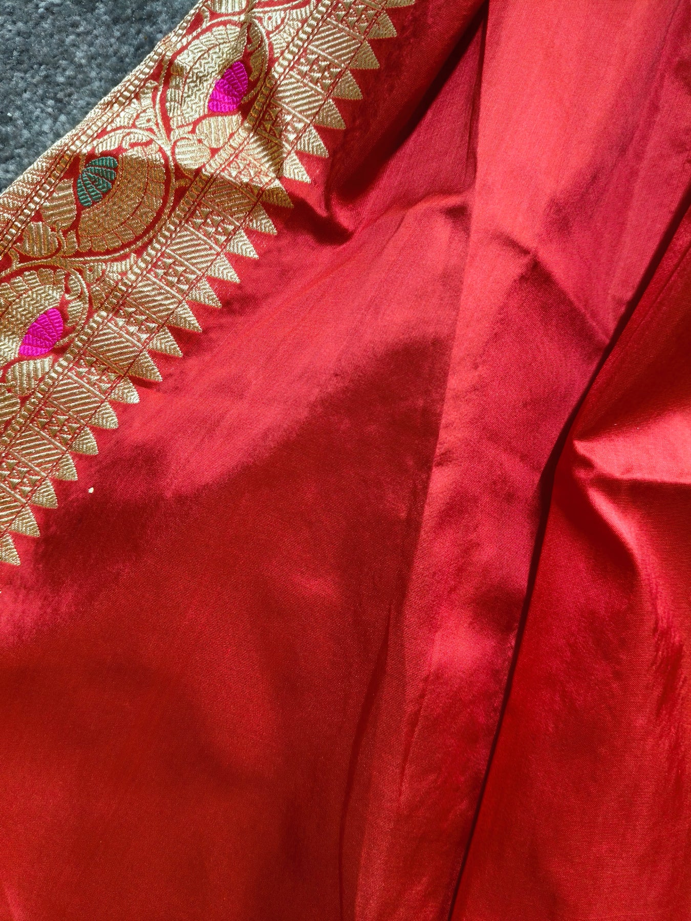 RED SILK PURE HANDLOOM BANARASI SAREE