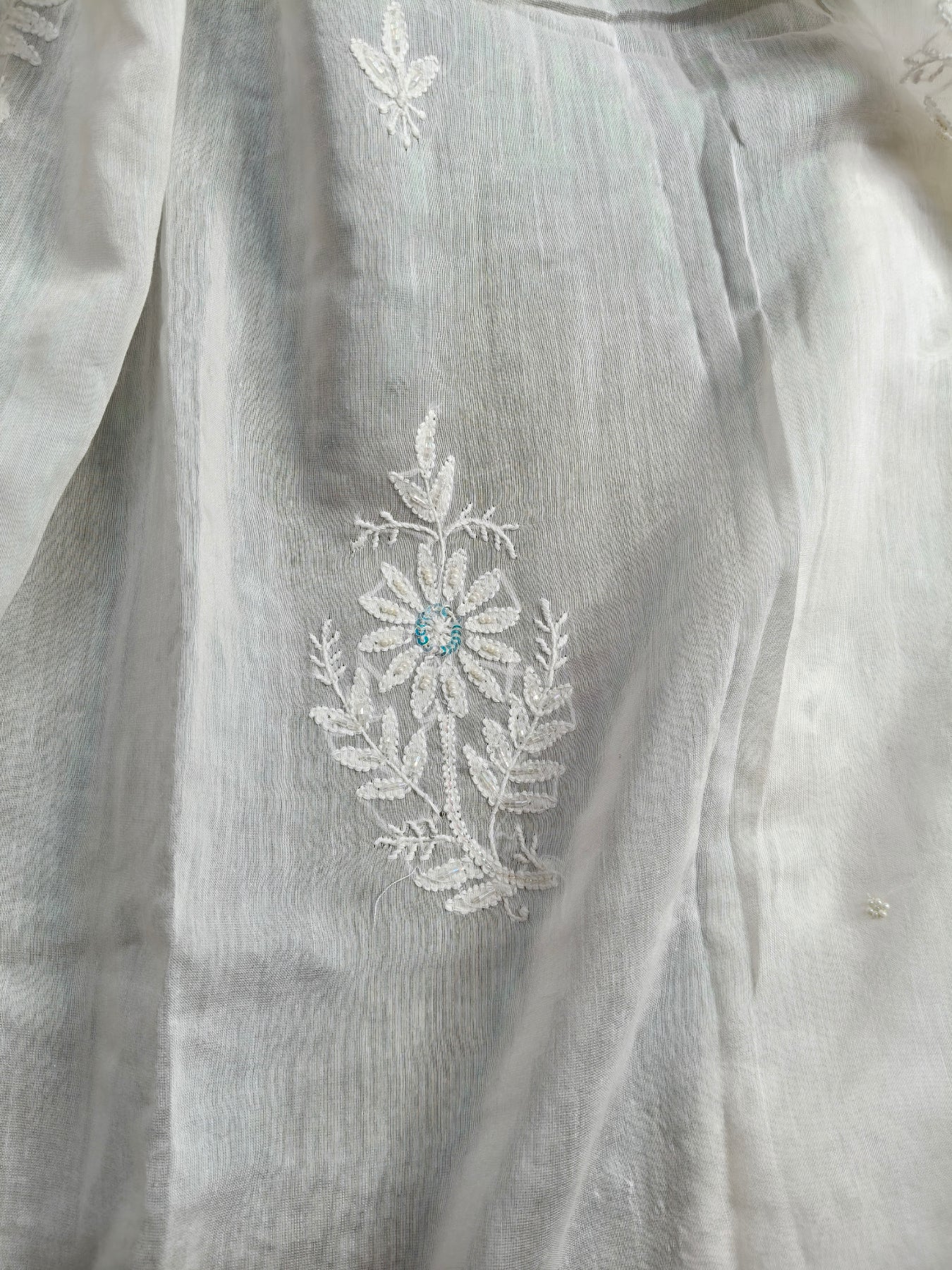 WHITE COTTON MUSLIN PURE HANDLOOM LUCKNOWI SAREE