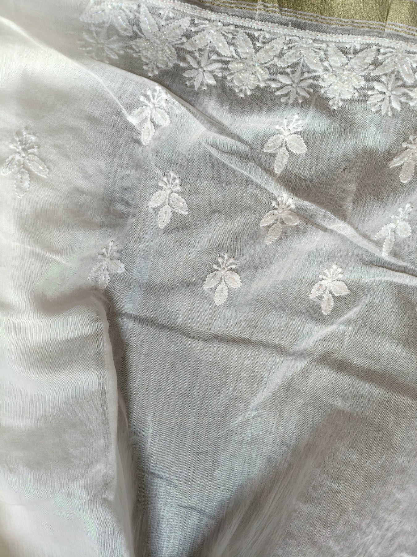 WHITE COTTON MUSLIN PURE HANDLOOM LUCKNOWI SAREE