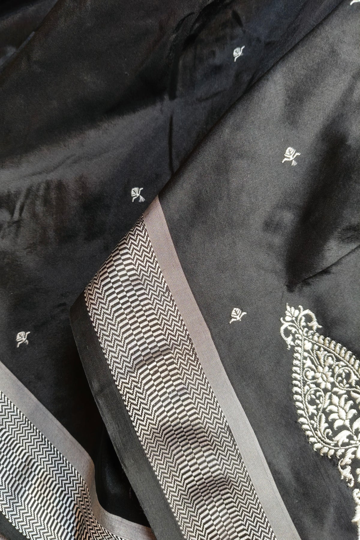 BLACK SILK PURE HANDLOOM PAITHANI SAREE