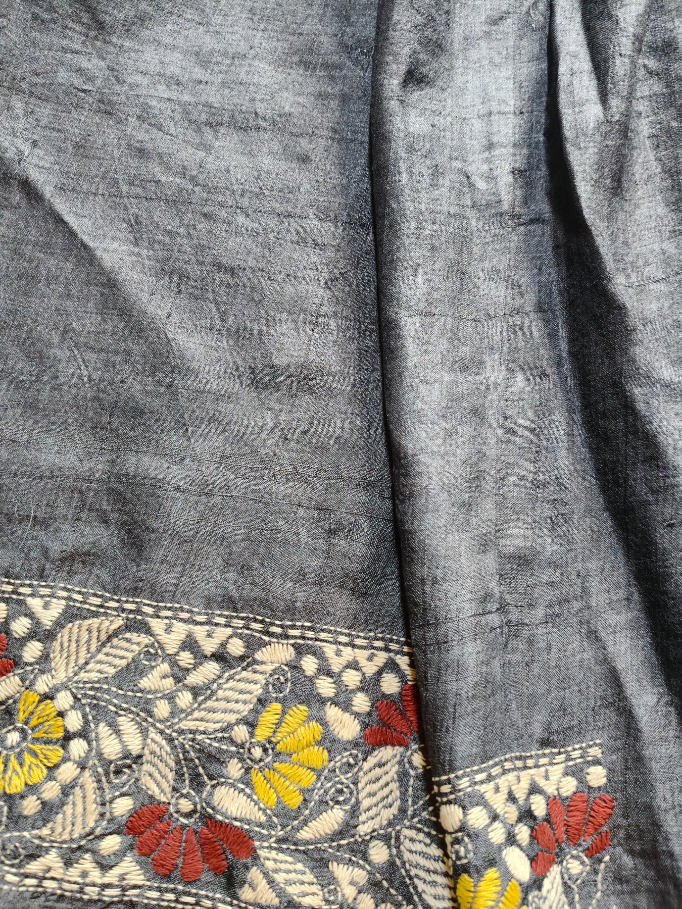 GREY TASSAR SILK PURE HANDLOOM KANTHA SAREE