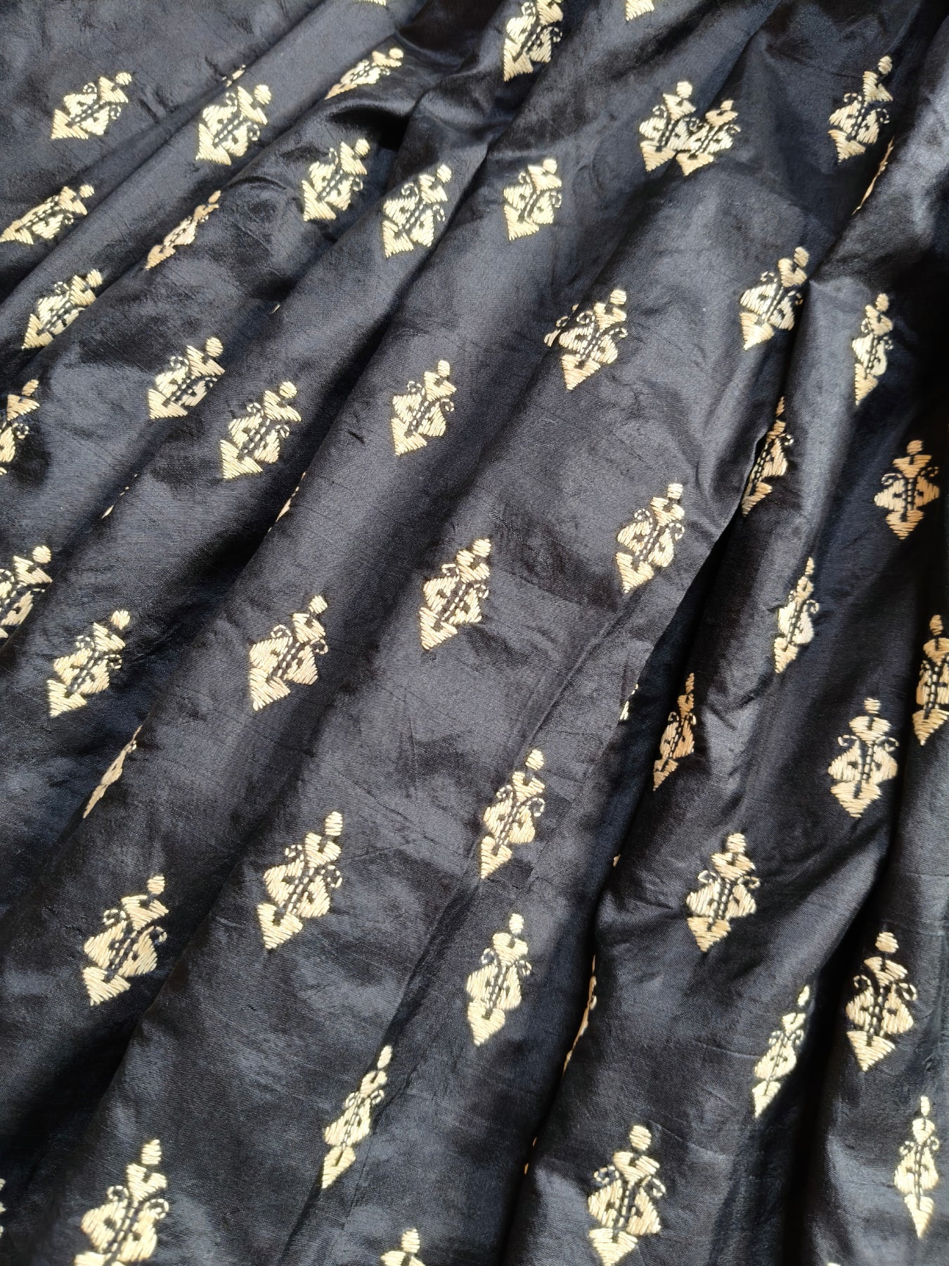 BLACK SILK PURE HANDLOOM KANTHA SAREE