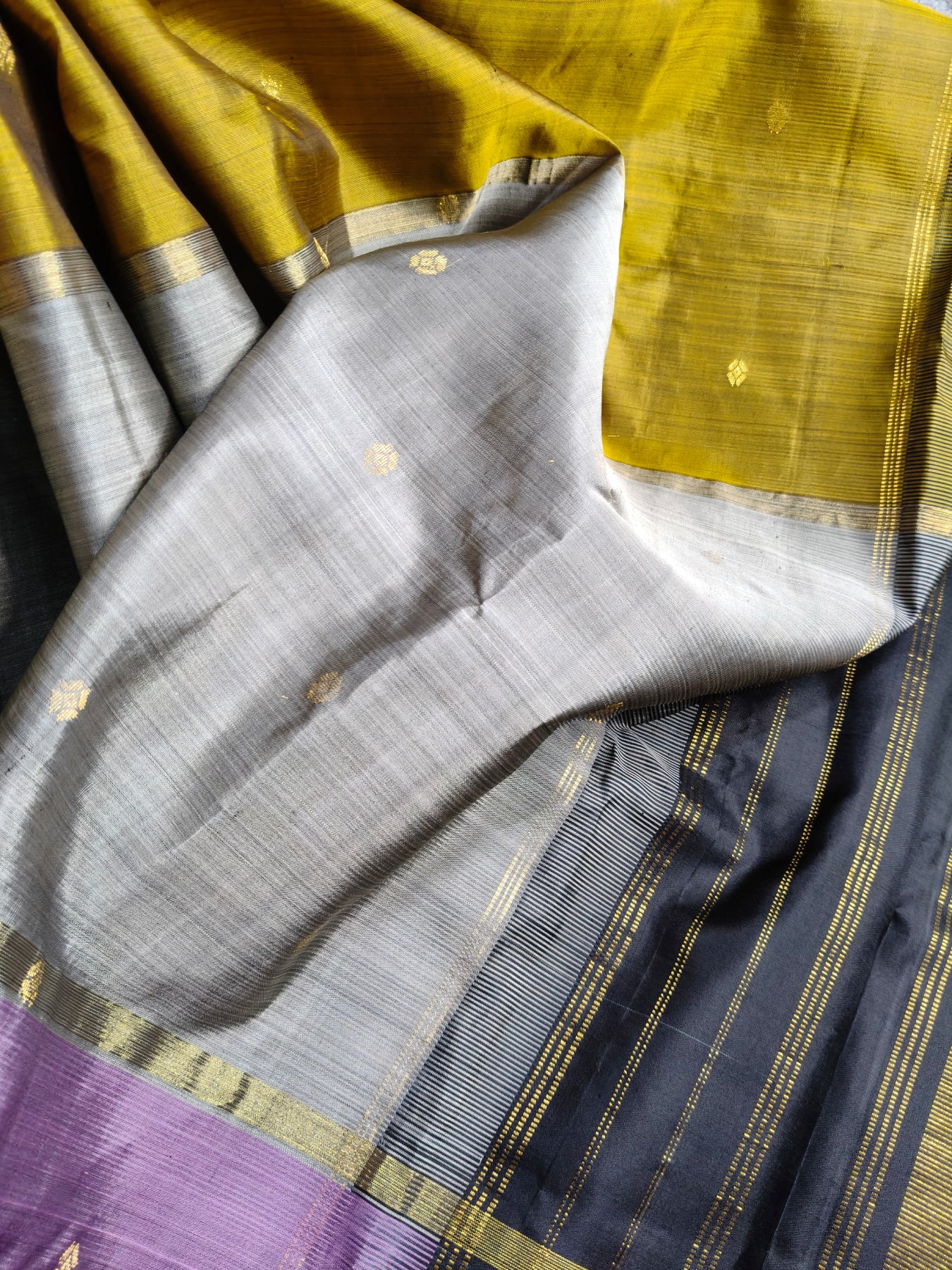 OLIVE GREEN GREY MAUVE SILK PURE HANDLOOM KANJIVARAM MUBBAGAM SAREE