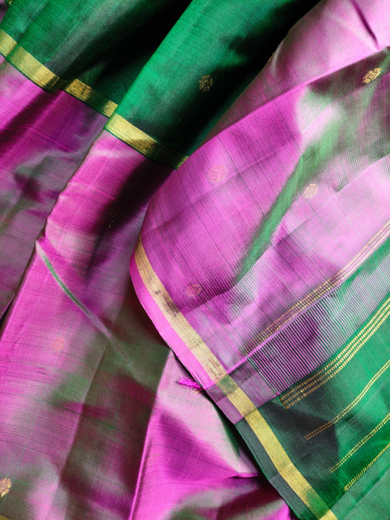 PARROT GREEN DARK GREEN TWO TONE PINK SILK PURE HANDLOOM KANJIVARAM MUBBAGAM SAREE