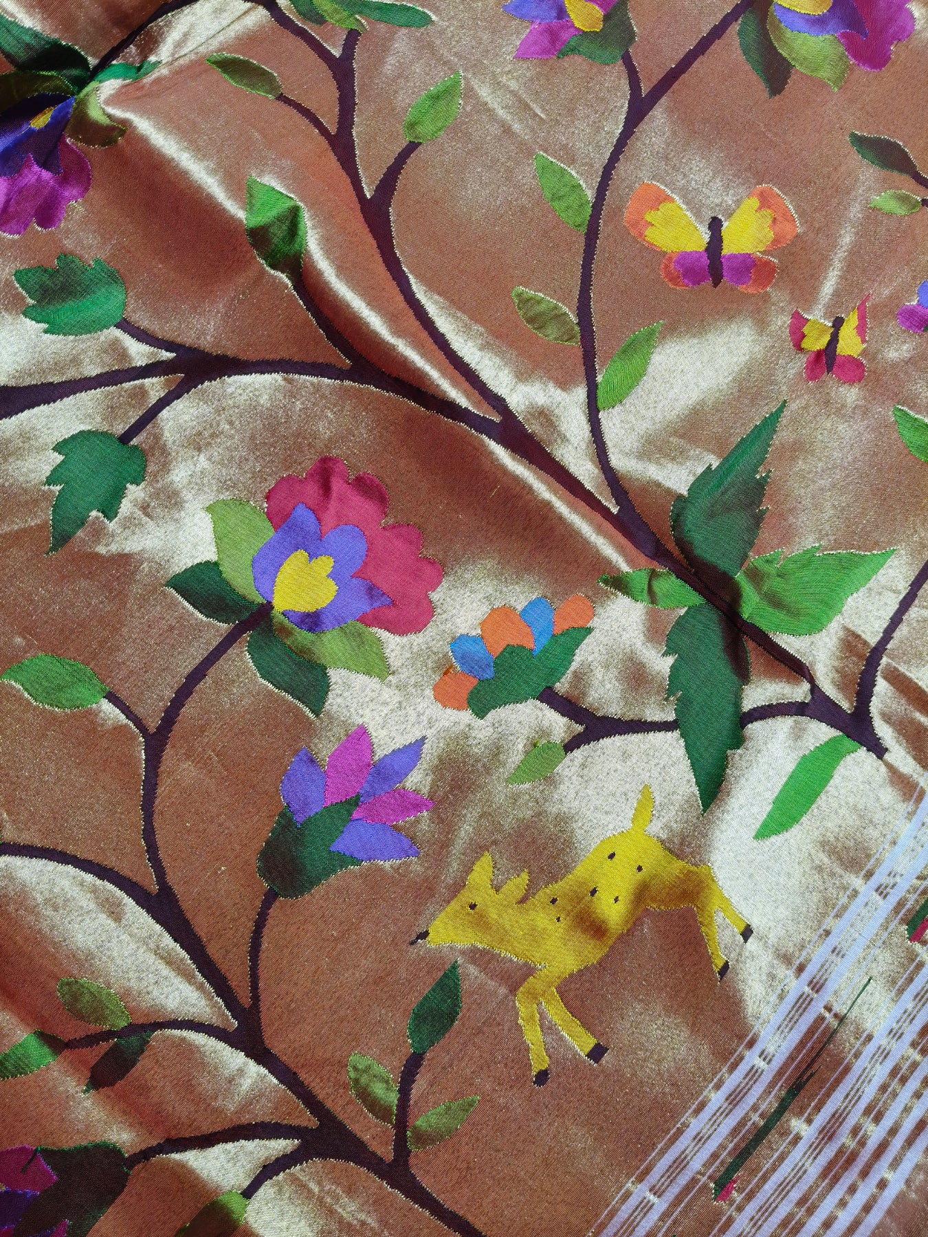 LIGHT PISTA SILK PURE HANDLOOM PAITHANI SAREE