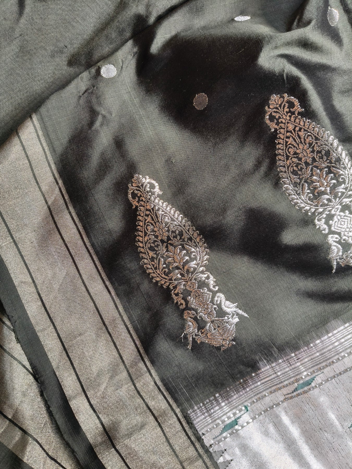 GREY GREEN SILK PURE HANDLOOM PAITHANI SAREE