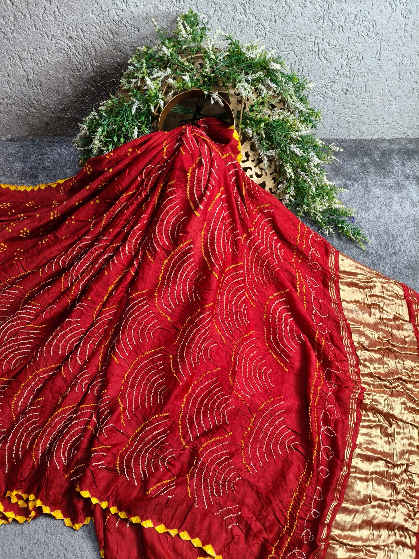 RED GAJJI SILK PURE HANDLOOM BANDHEJ SAREE