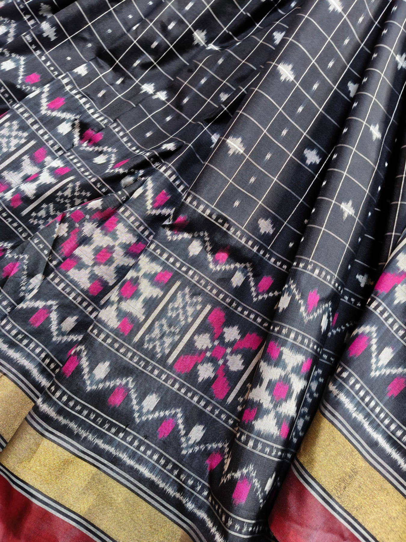 BLACK SILK PURE HANDLOOM IKKAT SAREE