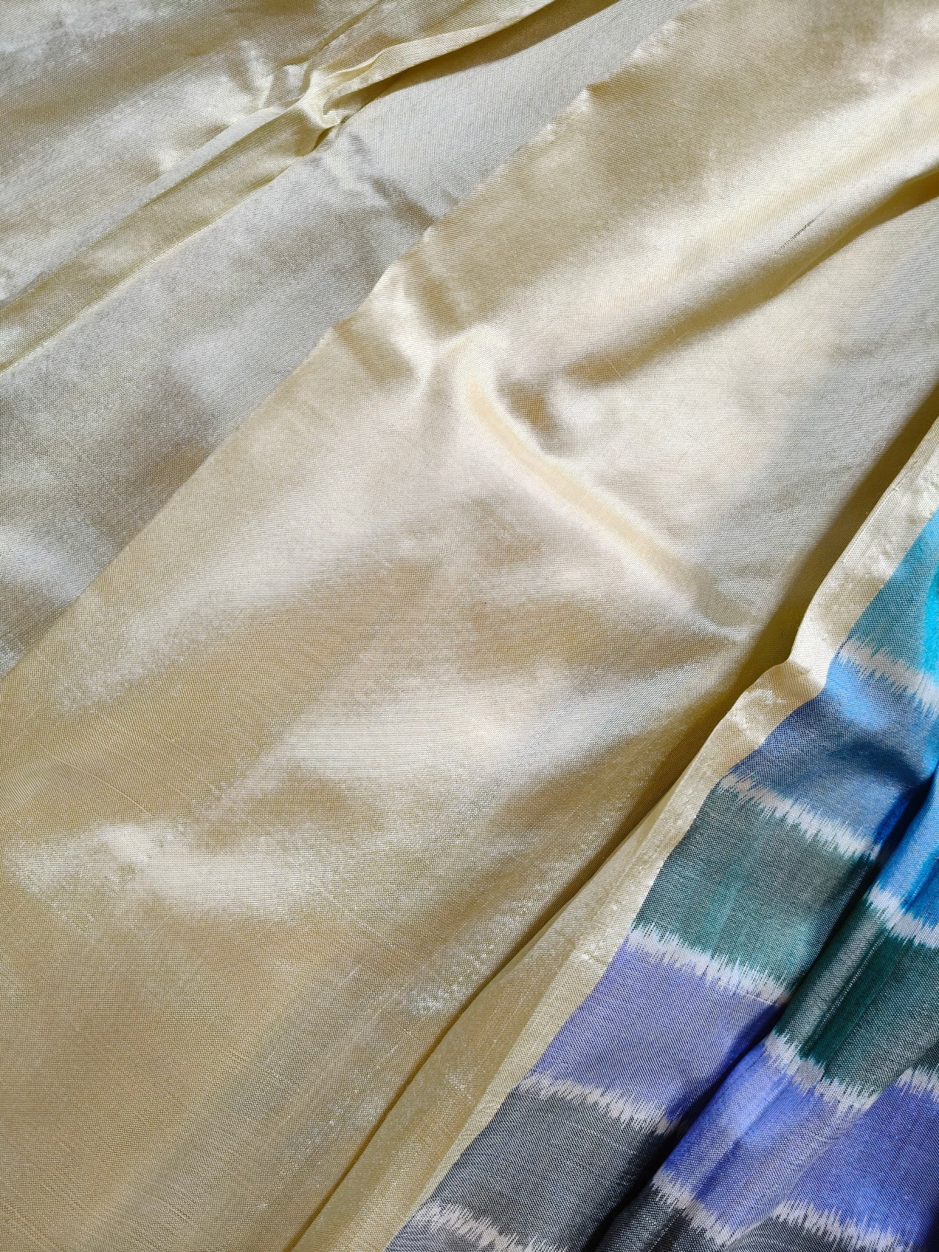 COLOURFUL SILK PURE HANDLOOM IKKAT SAREE