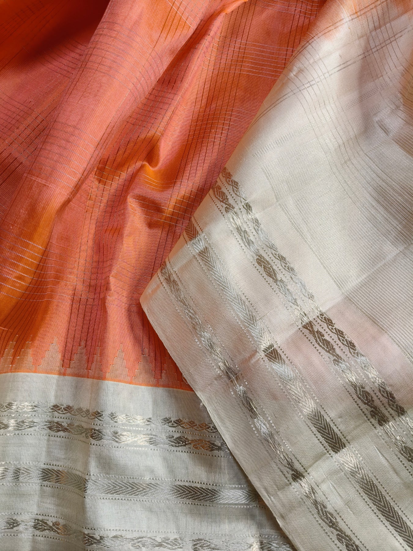CORAL SILK PURE HANDLOOM GADWAL SAREE