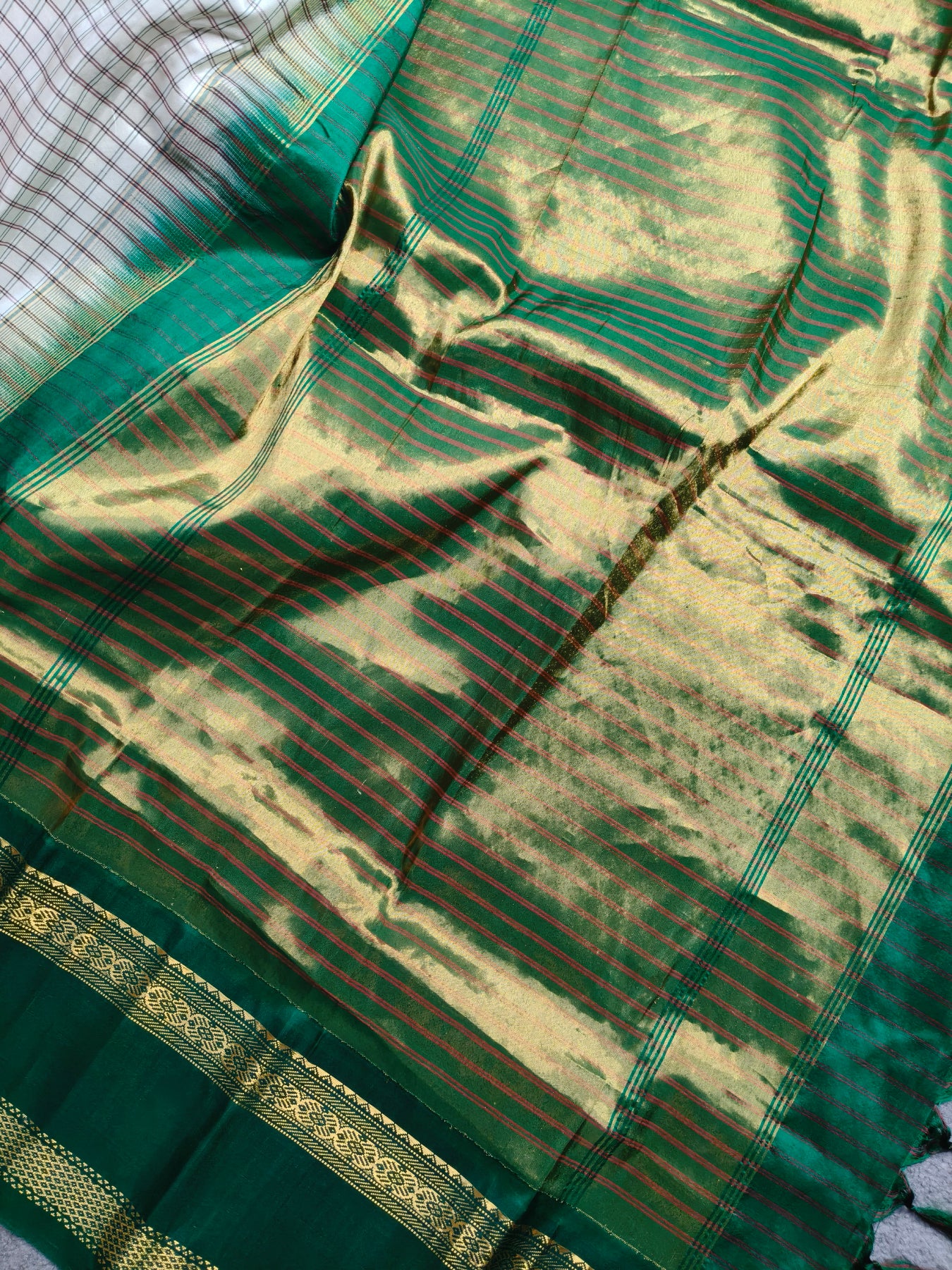 OFF WHITE SILK PURE HANDLOOM GADWAL SAREE