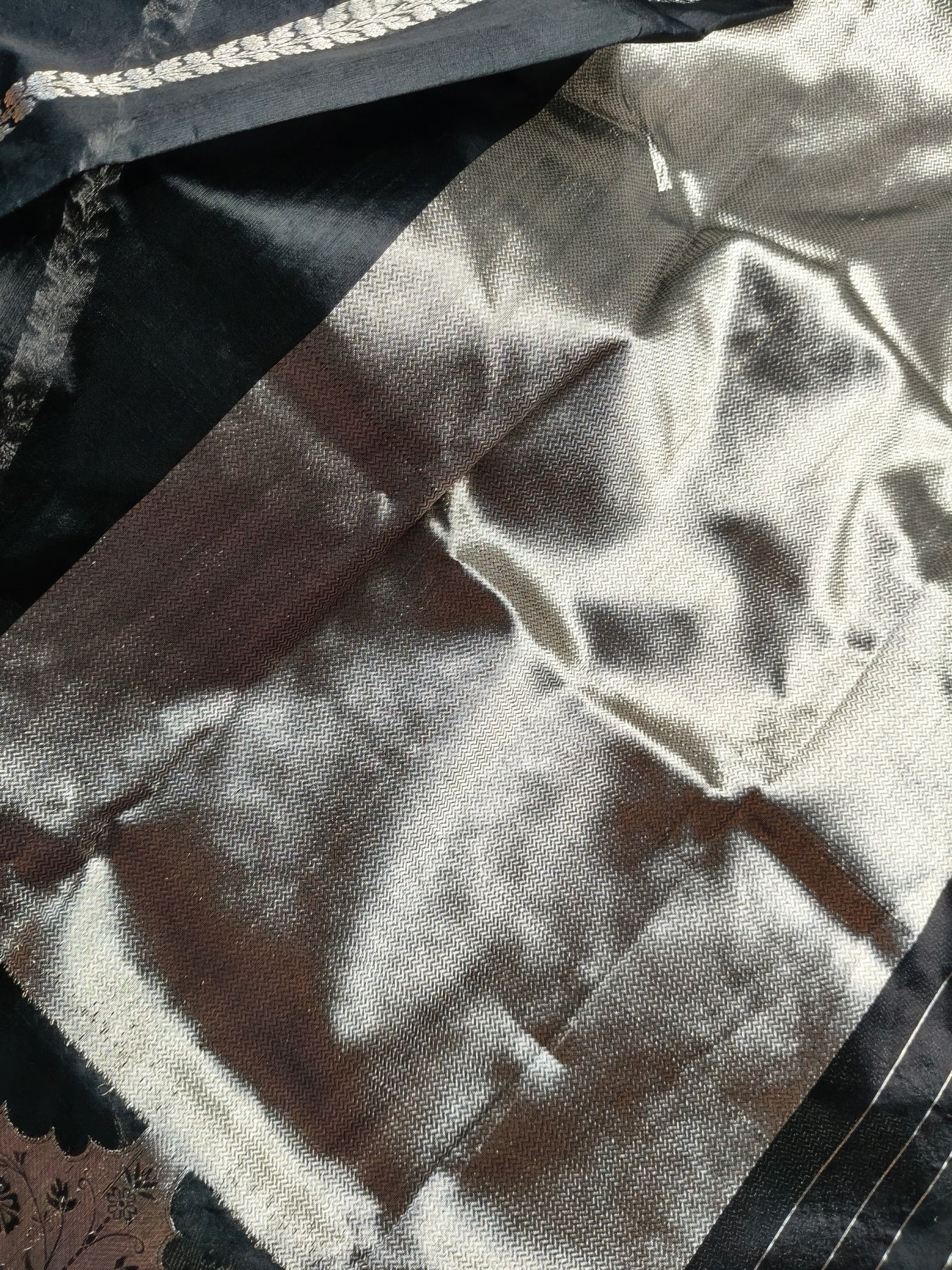 BLACK SILK PURE HANDLOOM CHANDERI SAREE
