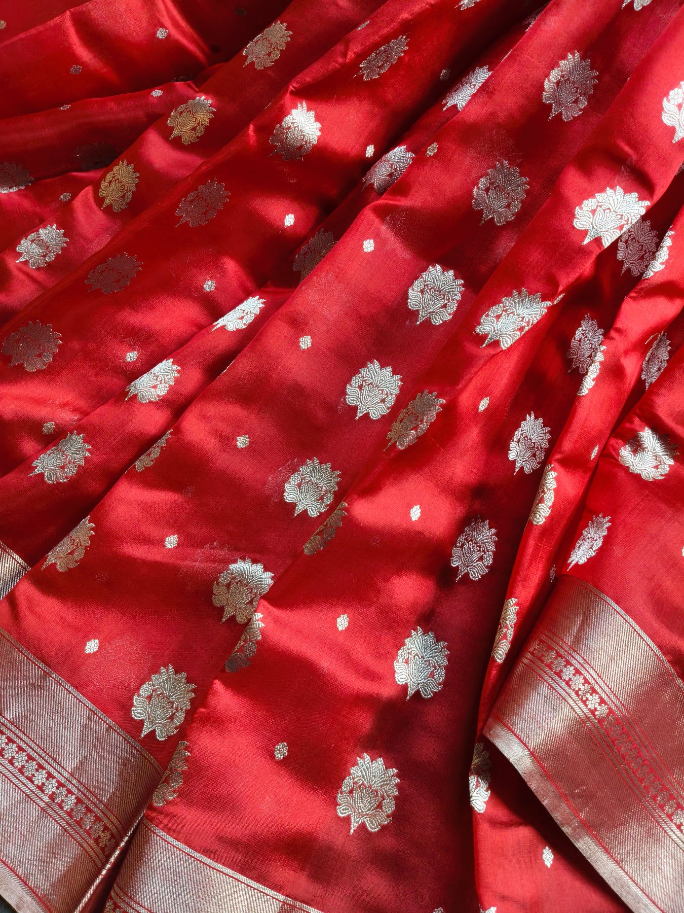 RED SILK PURE HANDLOOM CHANDERI SAREE
