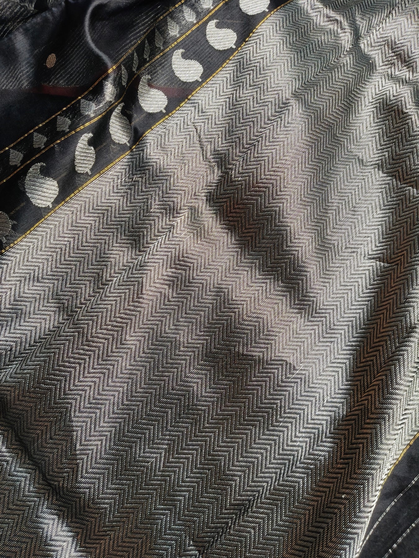 BLACK SILK PURE HANDLOOM CHANDERI SAREE