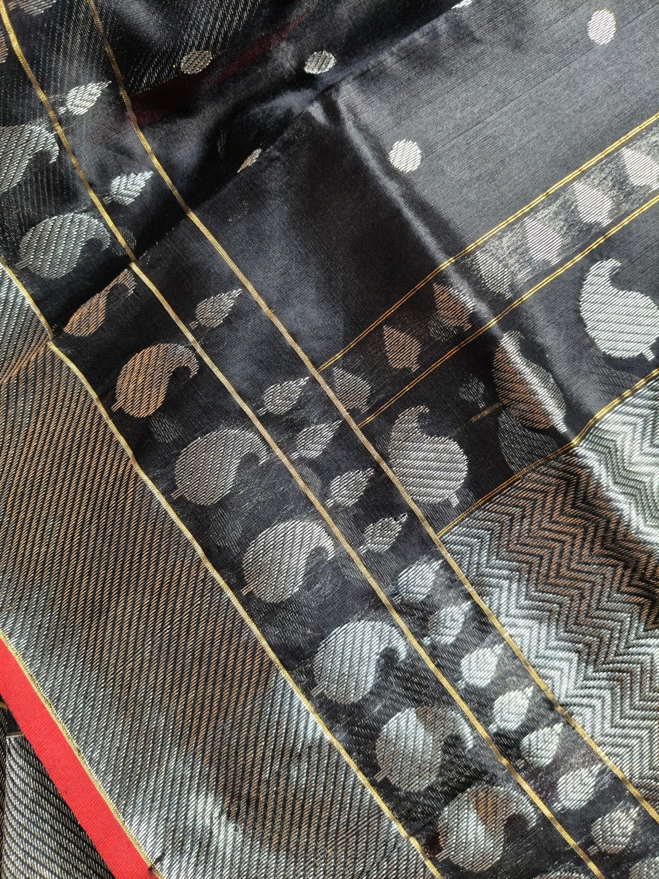 BLACK SILK PURE HANDLOOM CHANDERI SAREE
