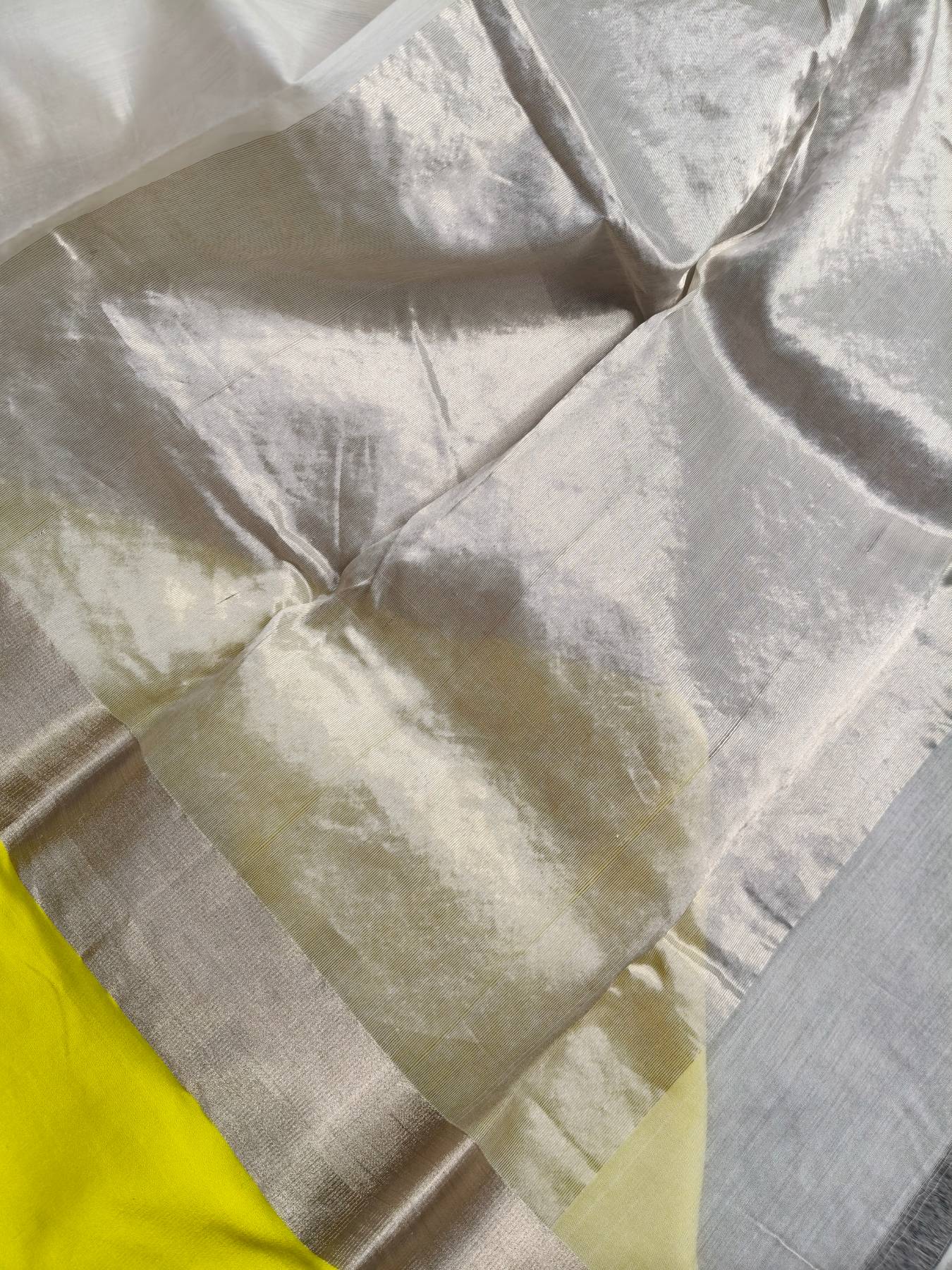 OFF WHITE PATTU SILK PURE HANDLOOM CHANDERI SAREE