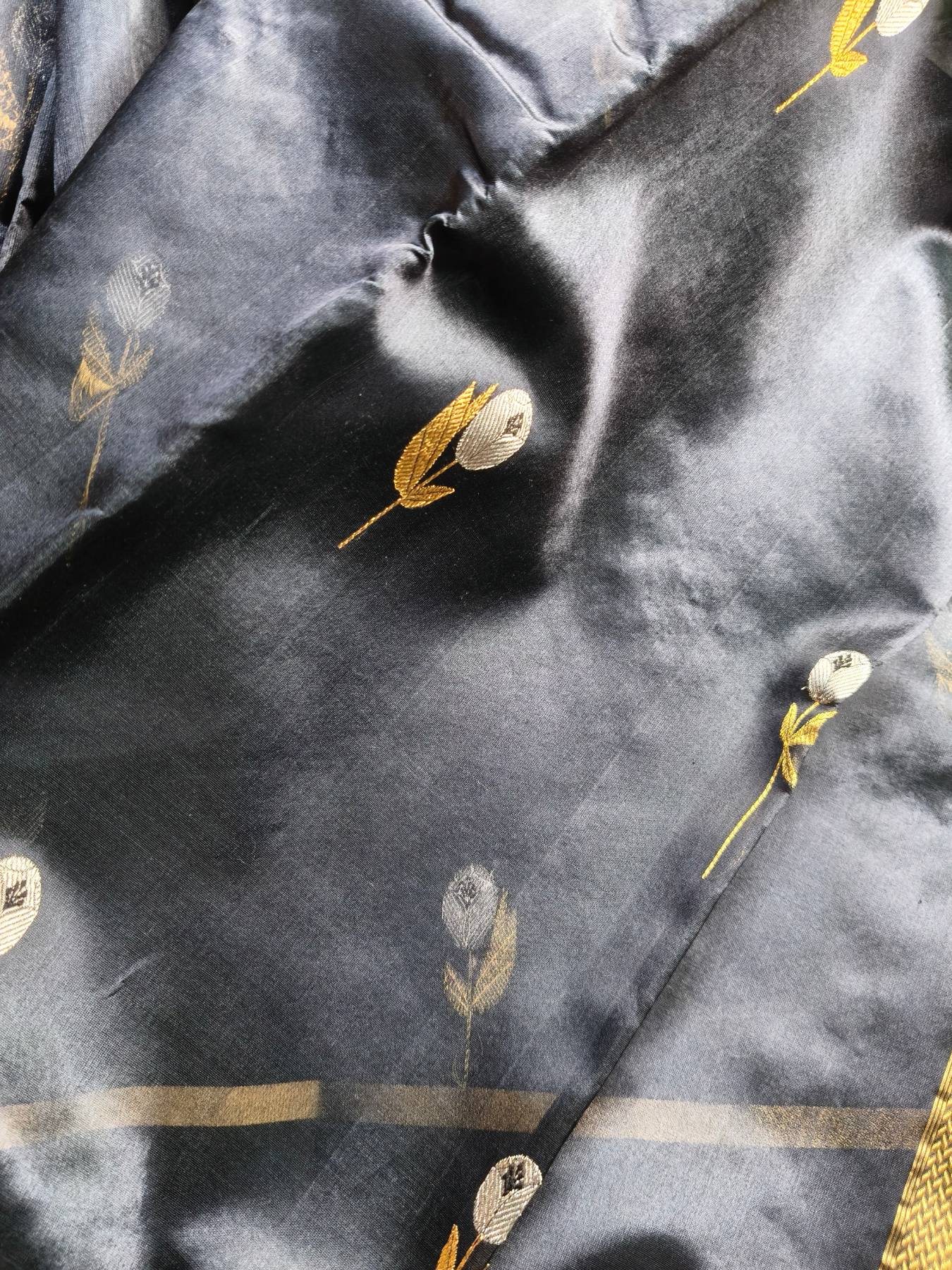 BLACK SILK PURE HANDLOOM CHANDERI SAREE